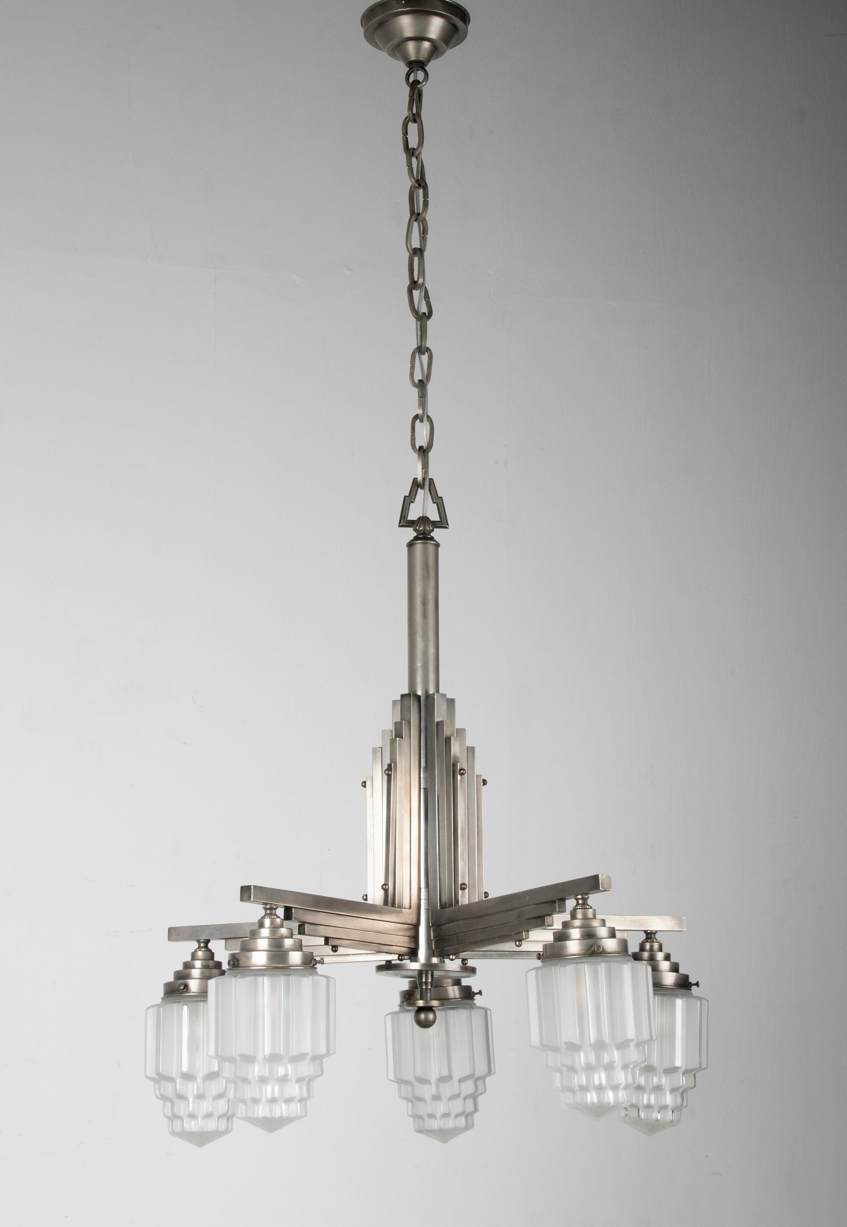 French Early 20th Century Art Deco Metal Skyscraper Chandelier For Sale