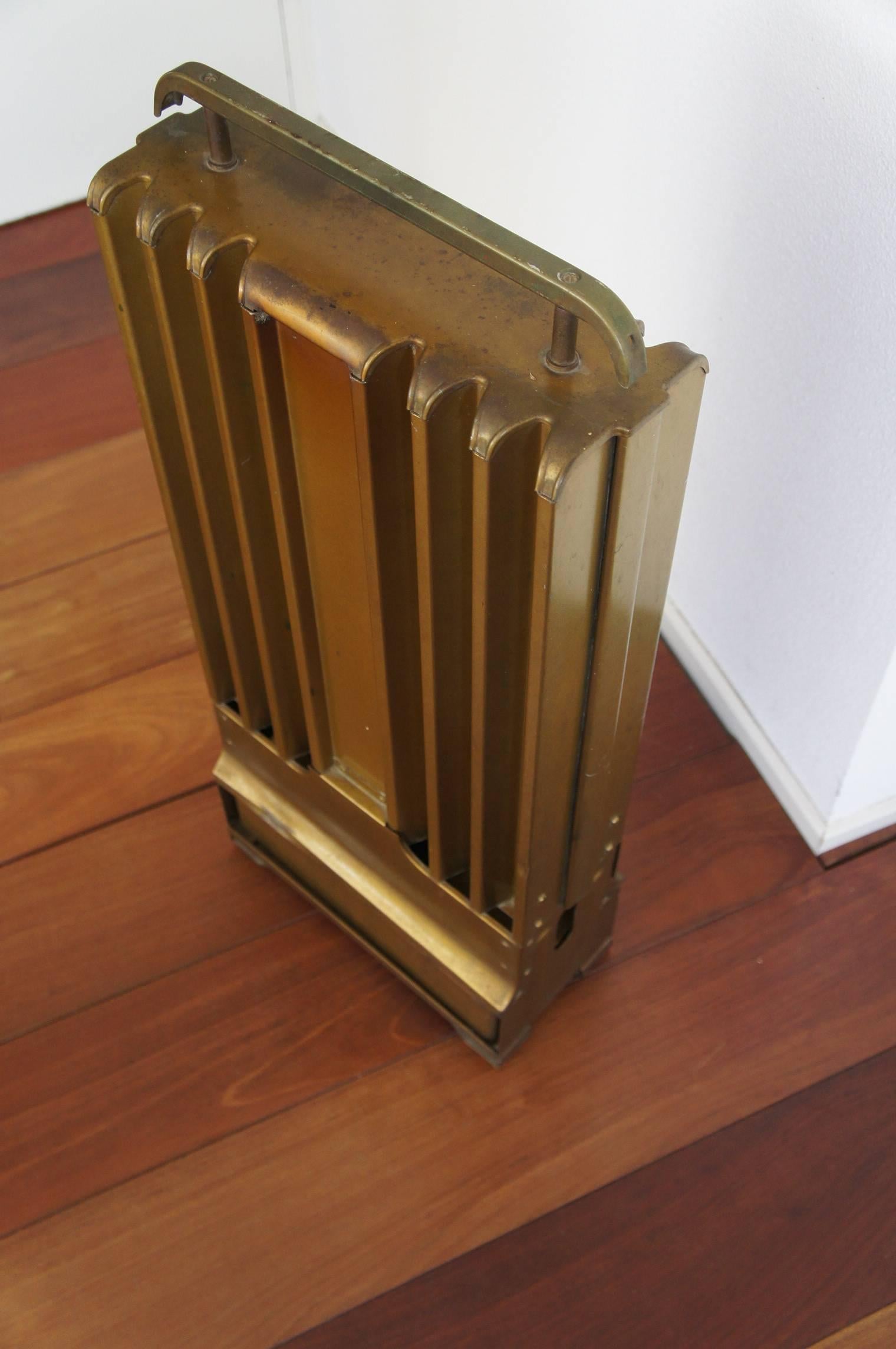Early 20th Century Art Deco Moveable Radiator with Paraffin-Oil Burner 3