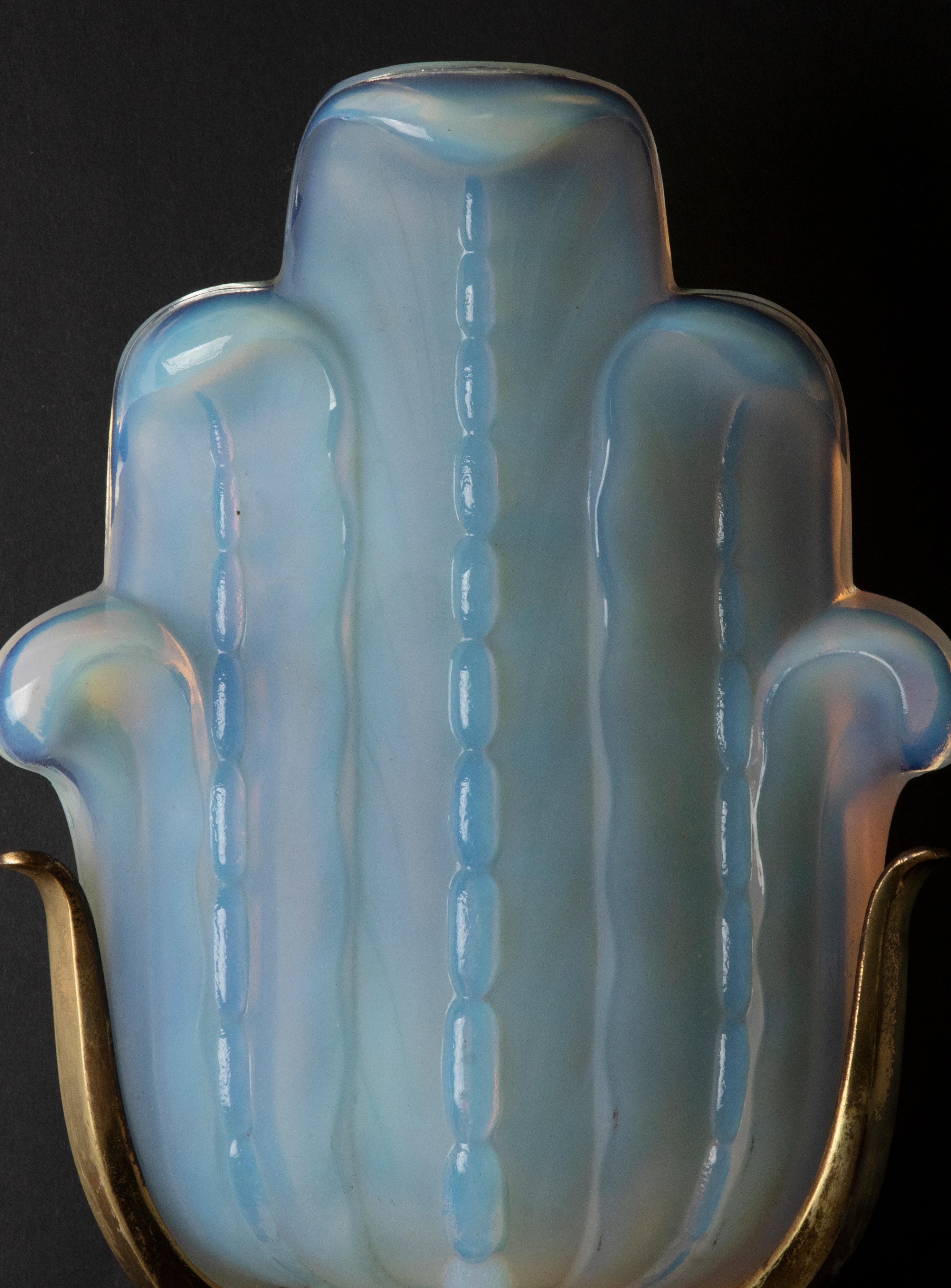French Early 20th Century Art Deco Opalescent Glass Wall Light Sconce