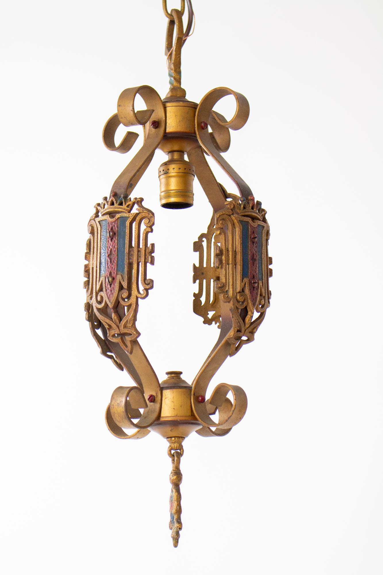 American Early 20th Century Art Deco Pendant For Sale