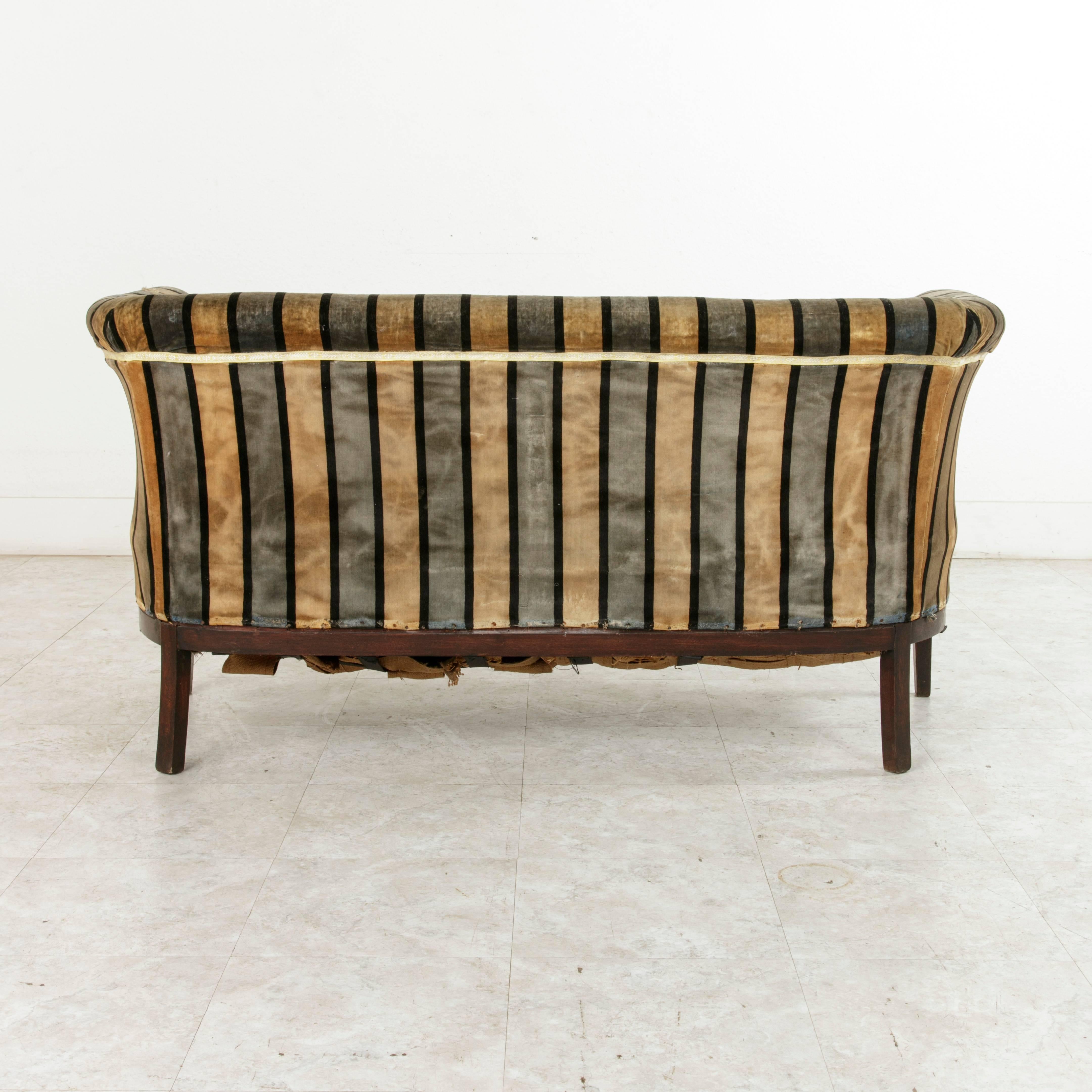 Upholstery Early 20th Century Art Deco Period Mahogany, Lemon Wood, Sycamore Settee or Sofa