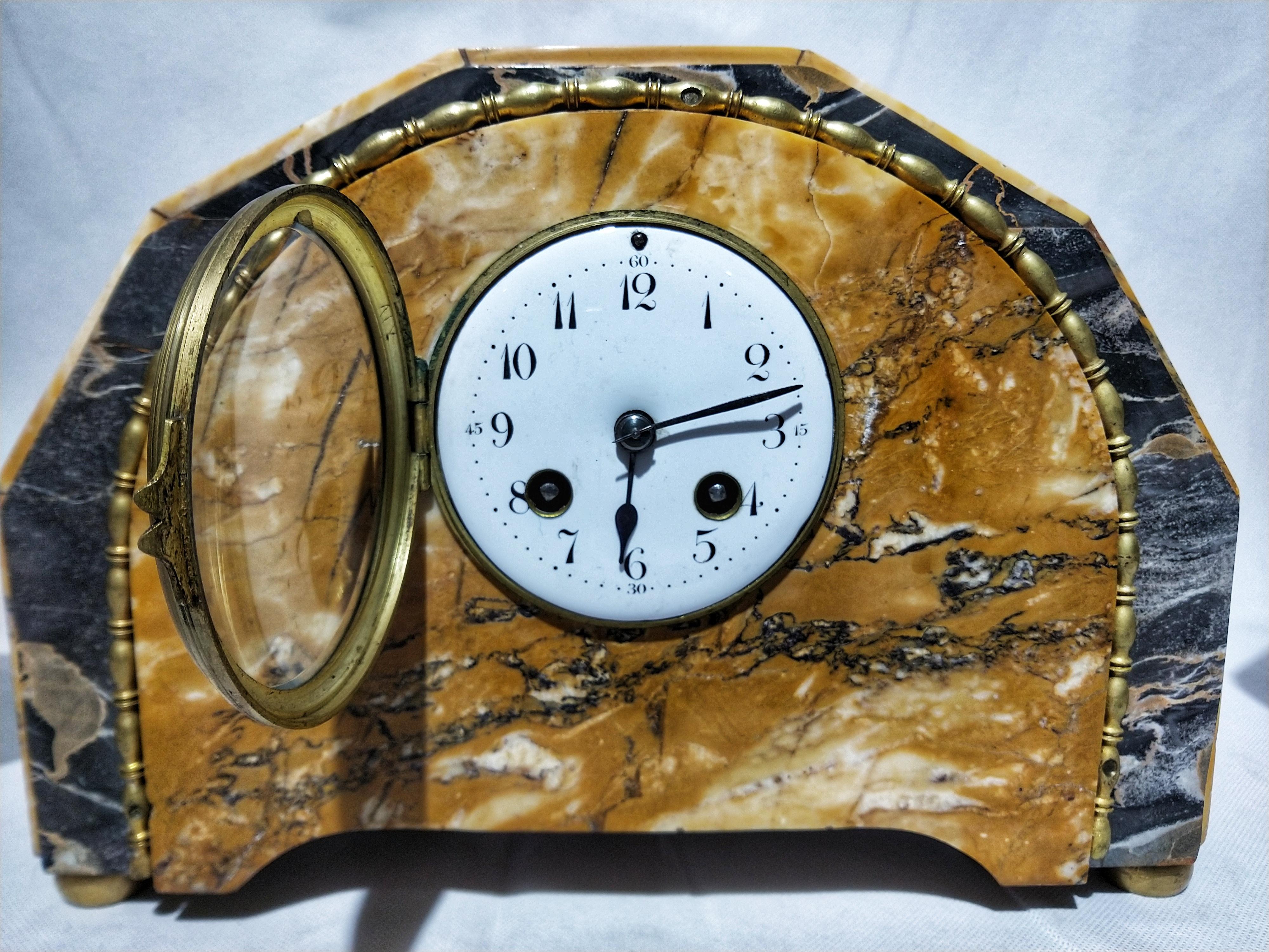 Early 20th Century Art Deco Portoro and Siena Marble Mantel Clock For Sale 5