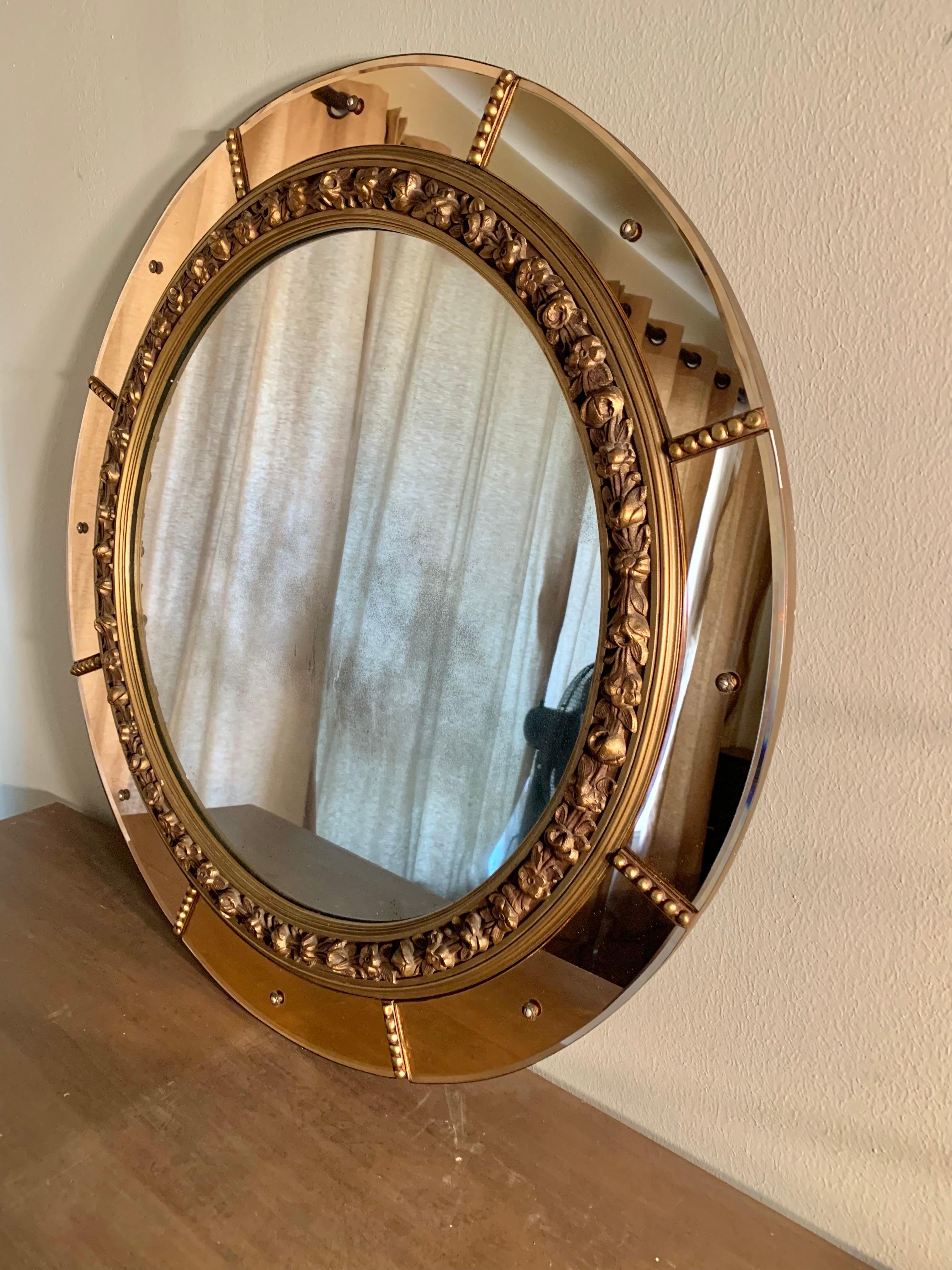 American Early 20th Century Art Deco Round Rose Gold Wall Mirror For Sale