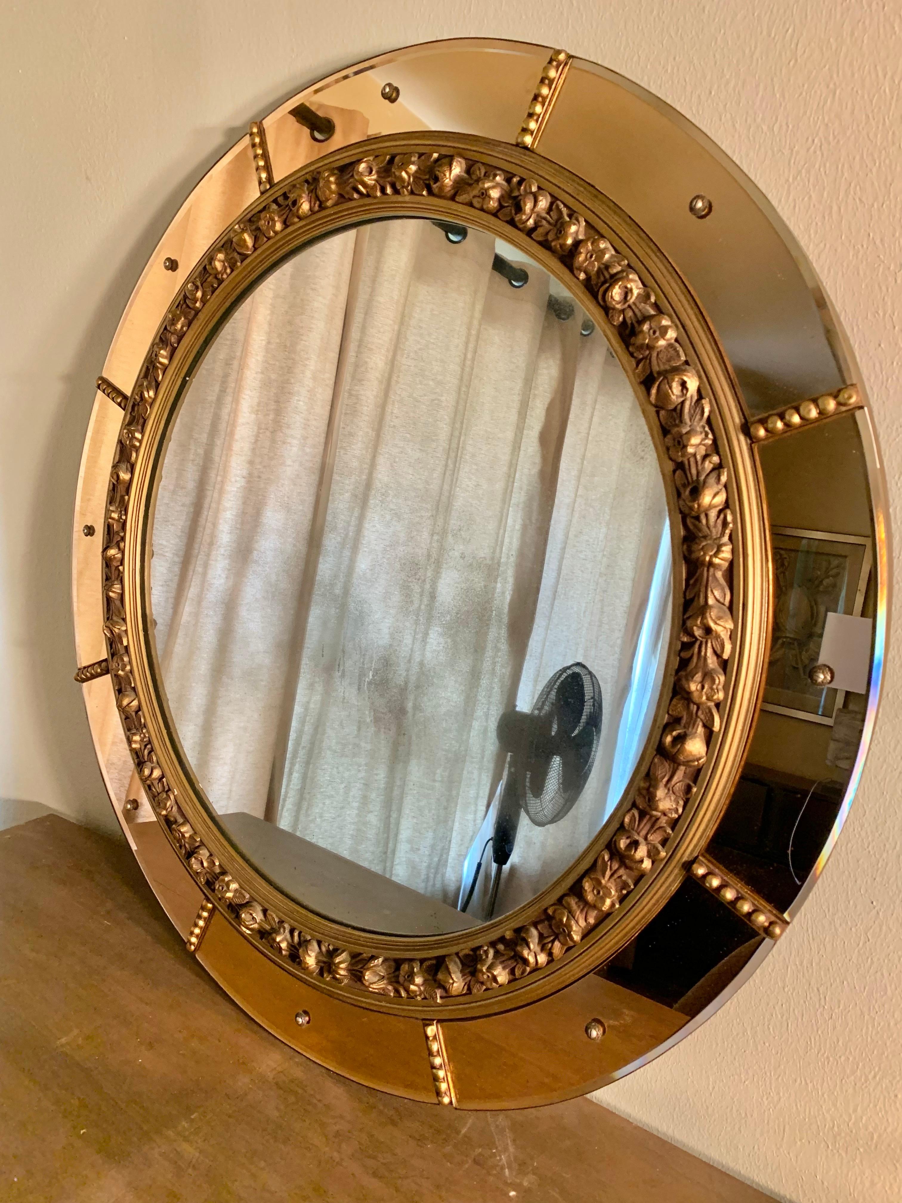 Early 20th Century Art Deco Round Rose Gold Wall Mirror For Sale 2