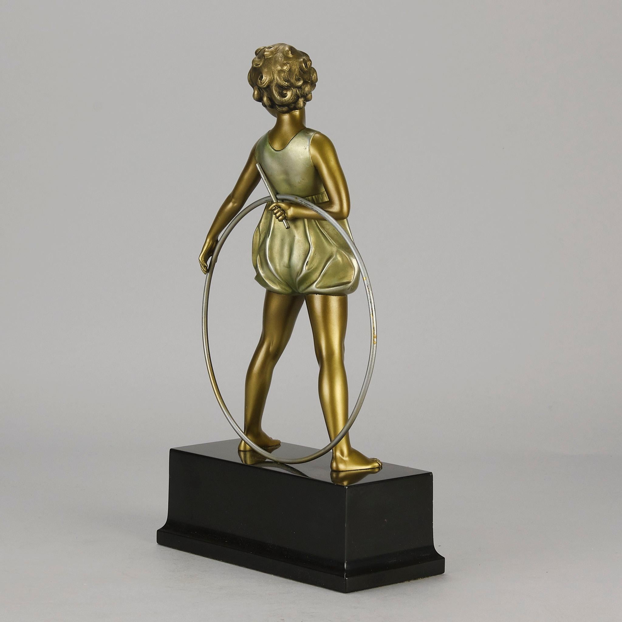 Art-déco-Skulptur „Hoop Girl“ von Ferdinand Preiss aus dem frühen 20. Jahrhundert im Zustand „Hervorragend“ im Angebot in London, GB