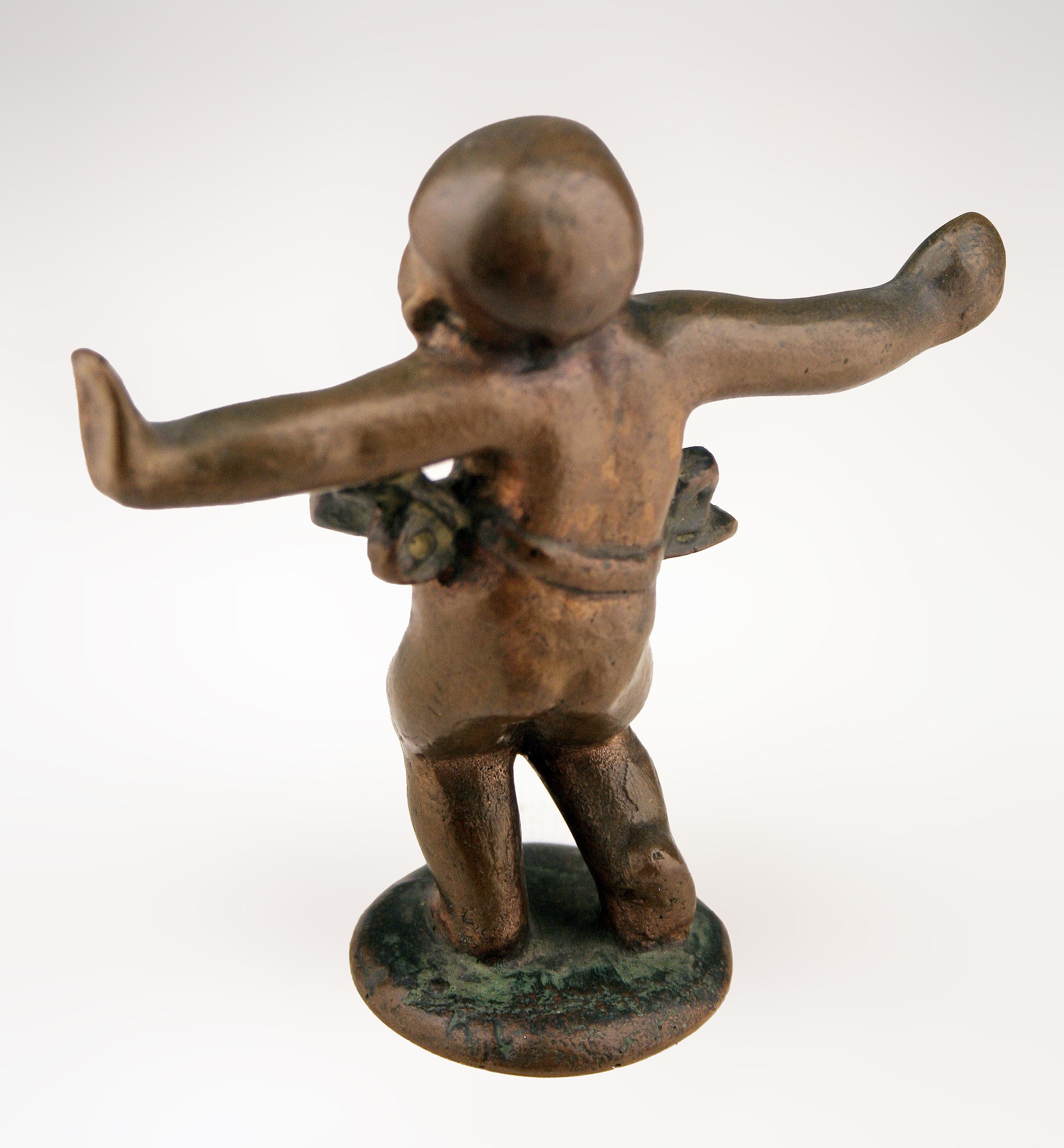 French Early 20th Century Art Déco Small Bronze Sculpture of Girl with Skirt Dancing For Sale