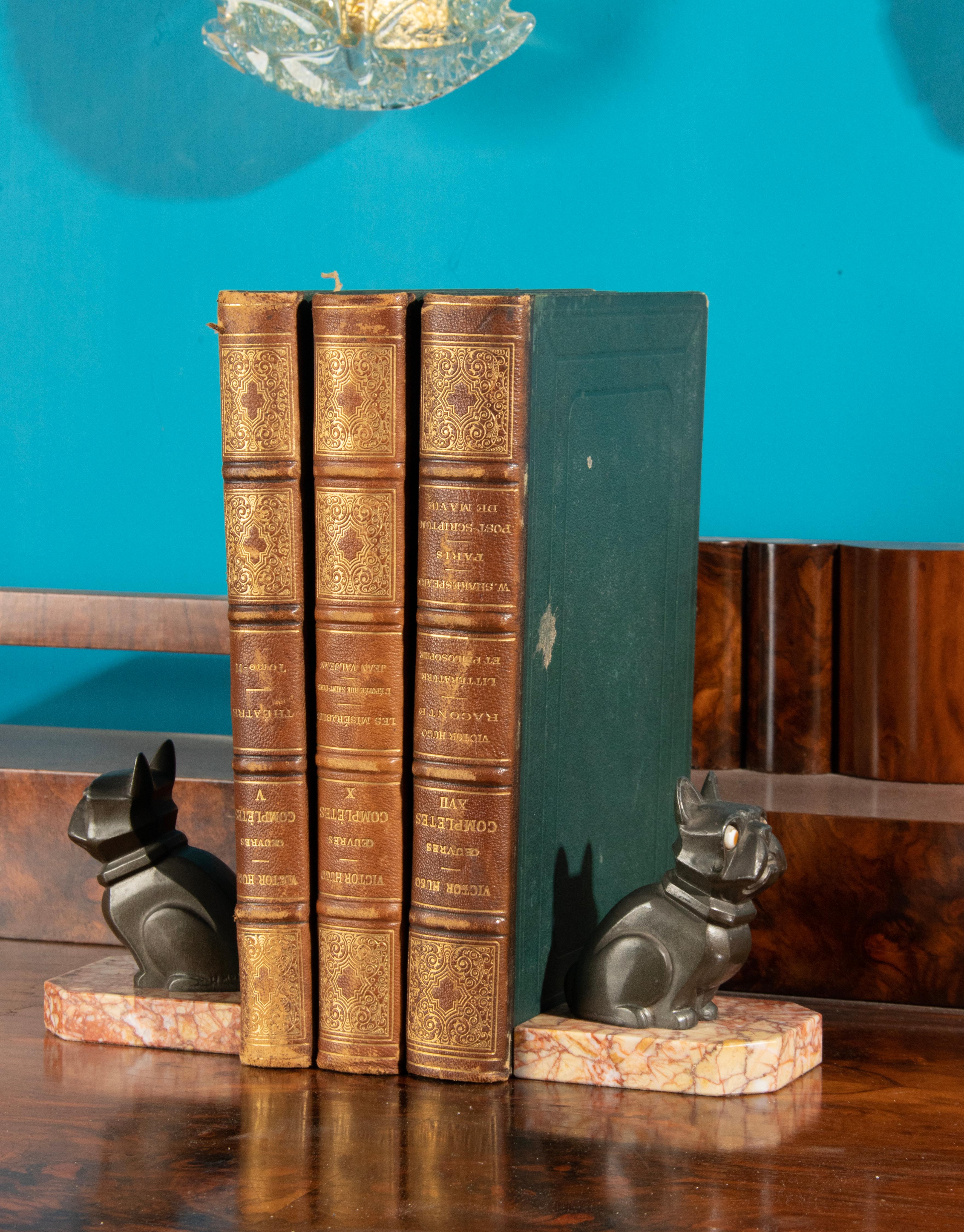 Early 20th Century Art Deco Spelter Bookends Bull Dogs by H. Moreau 2