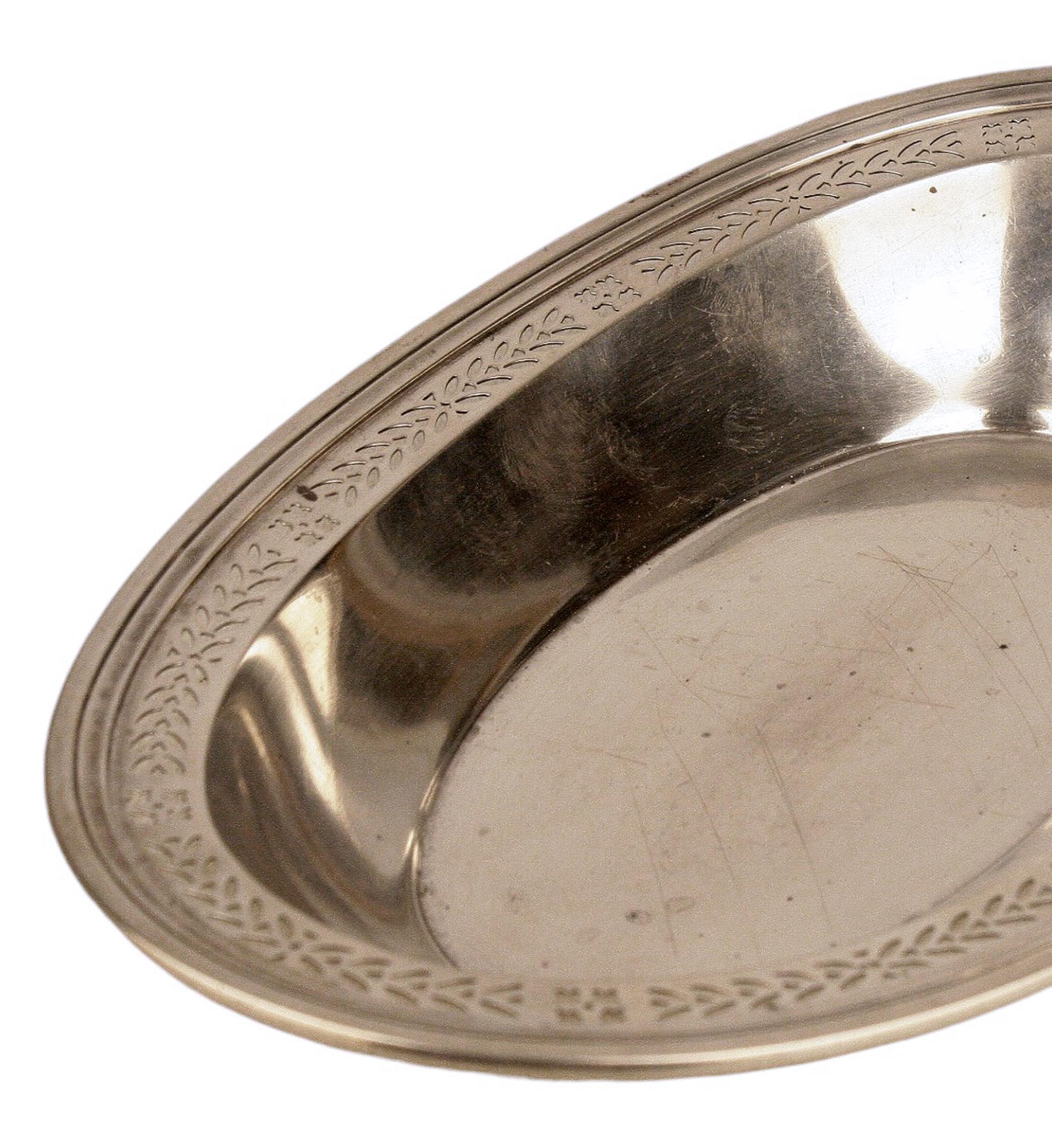Early 20th Century Art Déco Sterling SIlver Bread Dish-Bowl by Tiffany & Co. In Good Condition For Sale In North Miami, FL