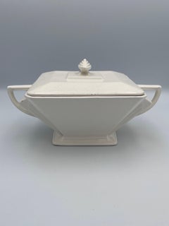 Cuenco cubierto Art Decó Streamline Crema de principios del siglo XX