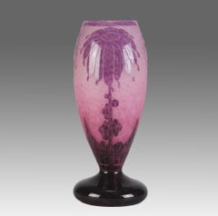 Vase Art Decor du début du 20ème siècle "Décor Dahlia" par Le Verre Francais