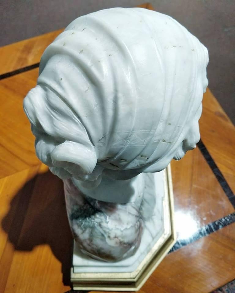 Early 20th Century Art Nouveau Marble Giuseppe Bessi (1857-1922) Bust LAST PRICE In Good Condition For Sale In Toledo, Castilla La Mancha