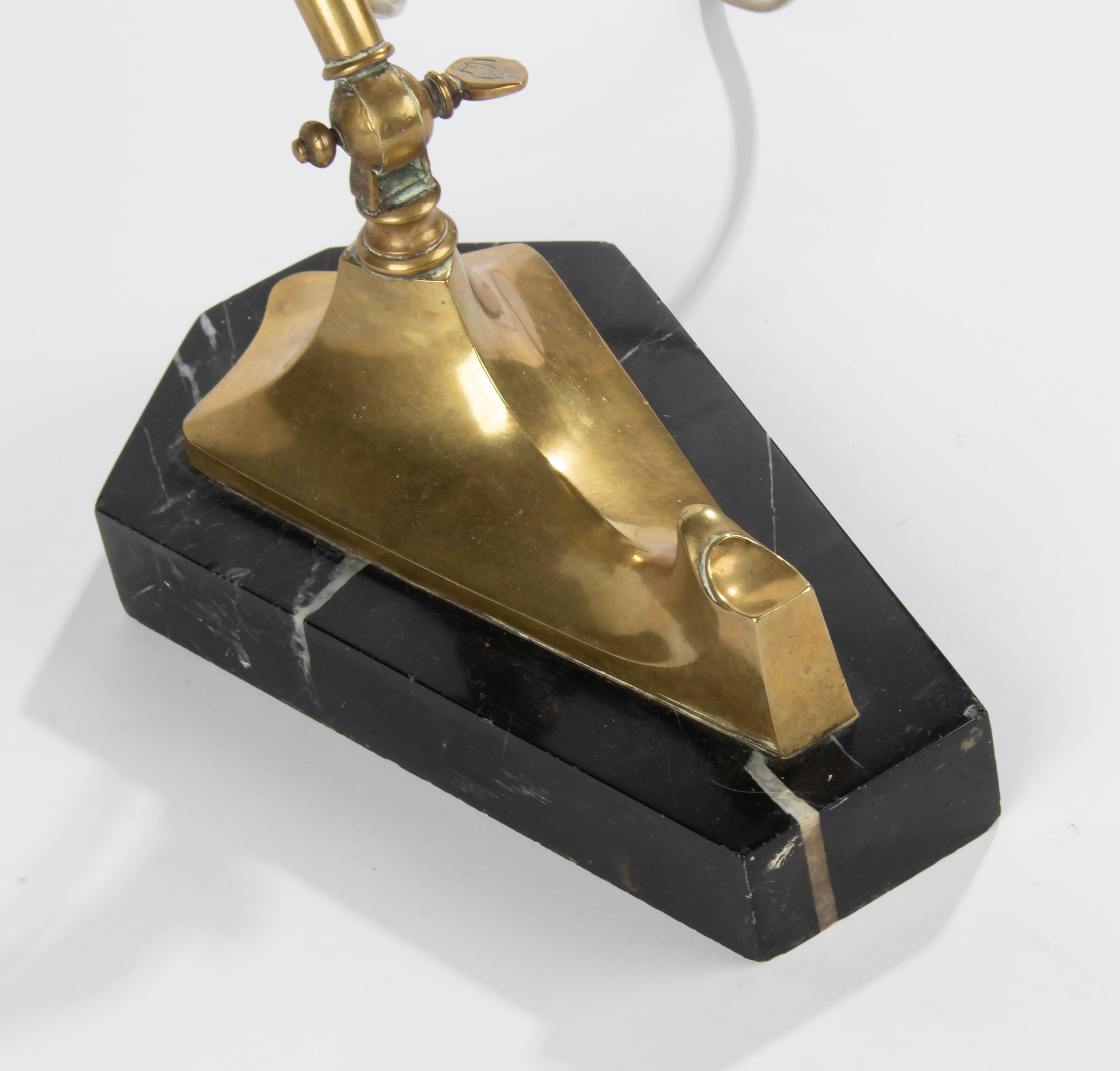 Lampe de bureau Art Nouveau du début du 20ème siècle en laiton - Muller Frères Paste Glass en vente 7