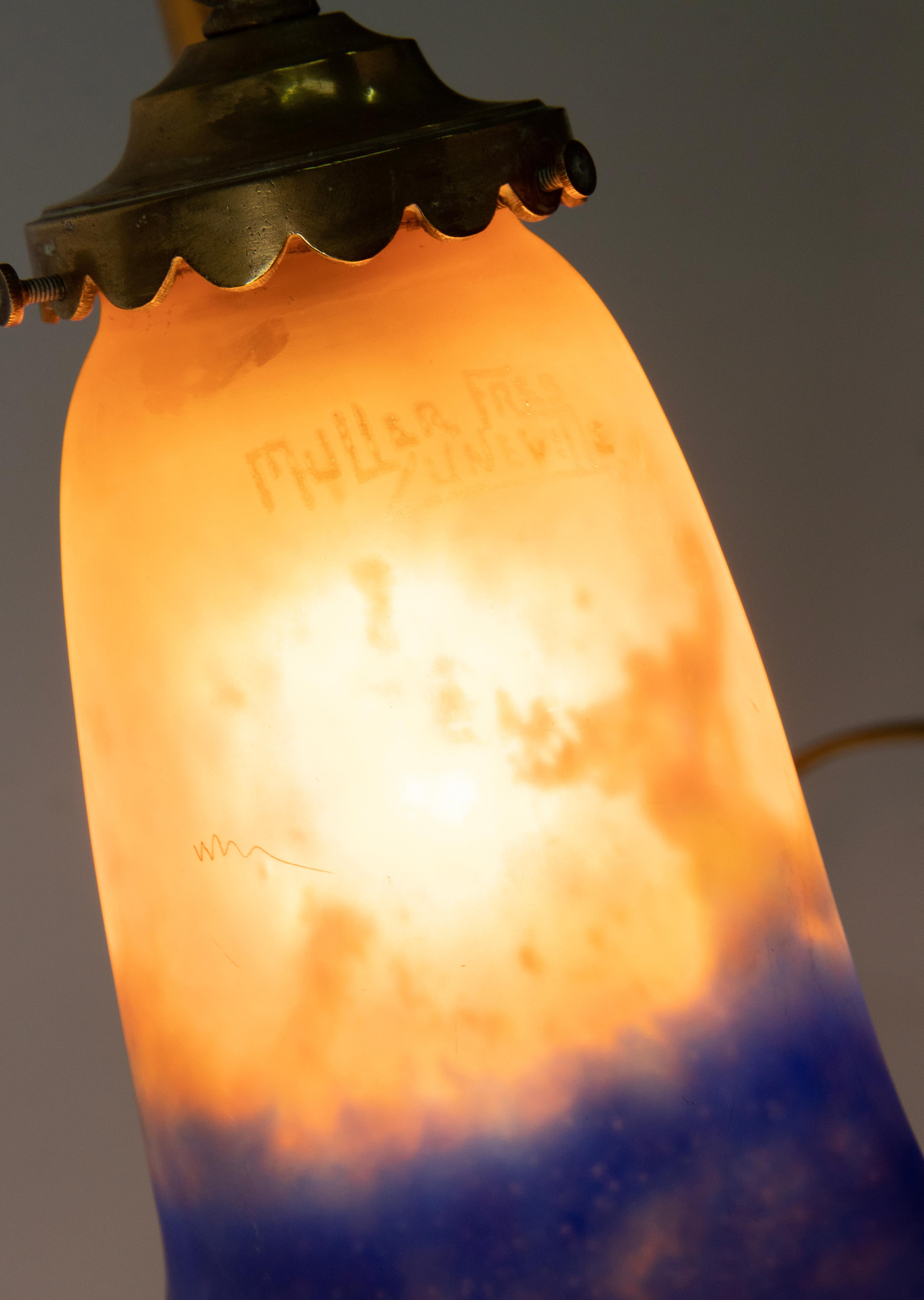 Lampe de bureau Art Nouveau du début du 20ème siècle en laiton - Muller Frères Paste Glass en vente 8