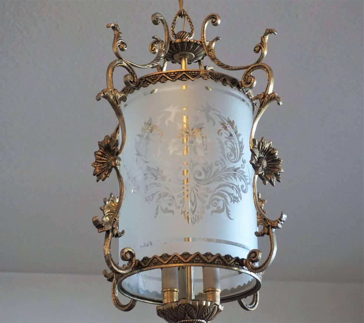 Early 20th Century Art Nouveau Brass Etched Glass Cylinder Three-Light Lantern 2