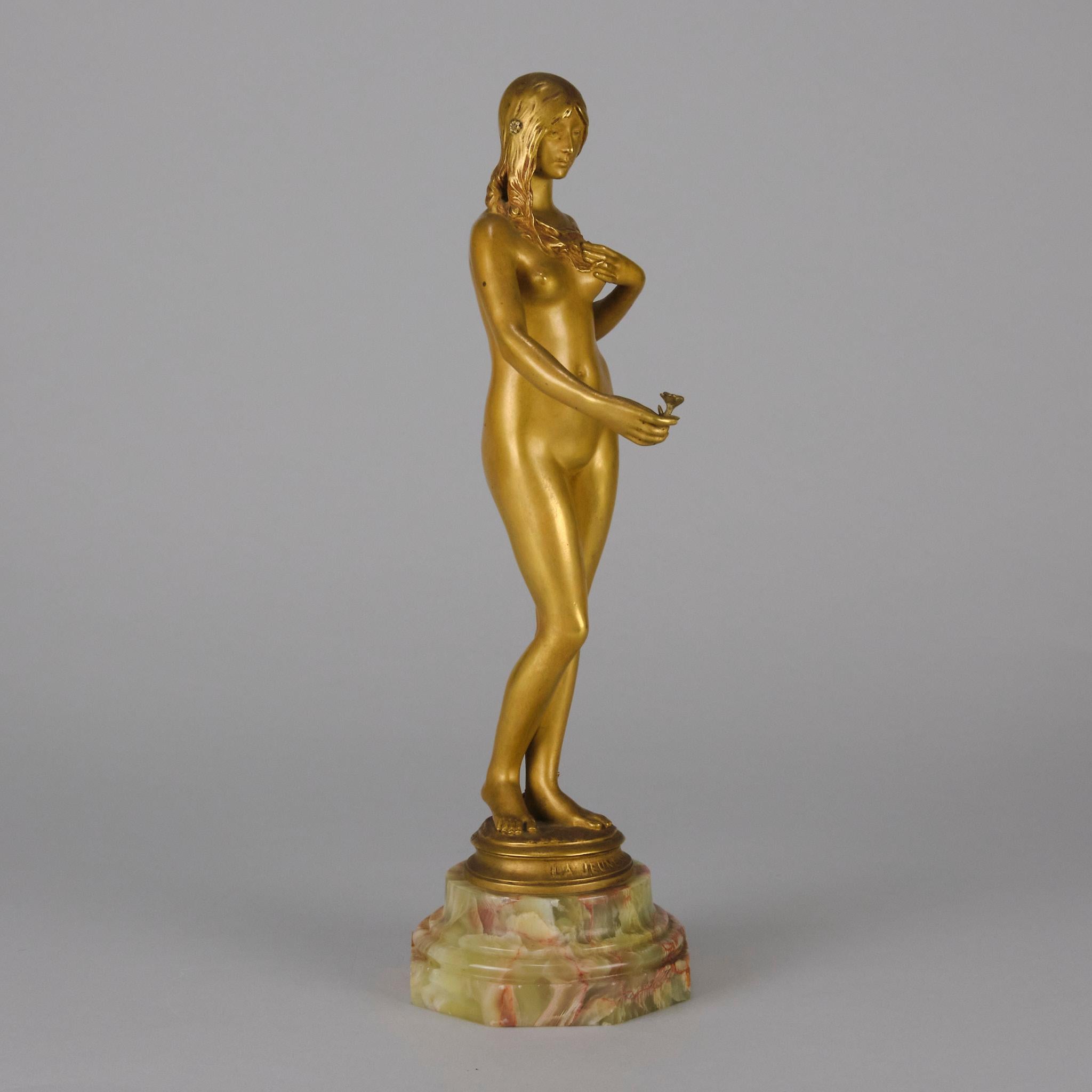 Français Bronze Art nouveau du début du XXe siècle intitulé « La Jeuneuse » par Antonin Carls en vente