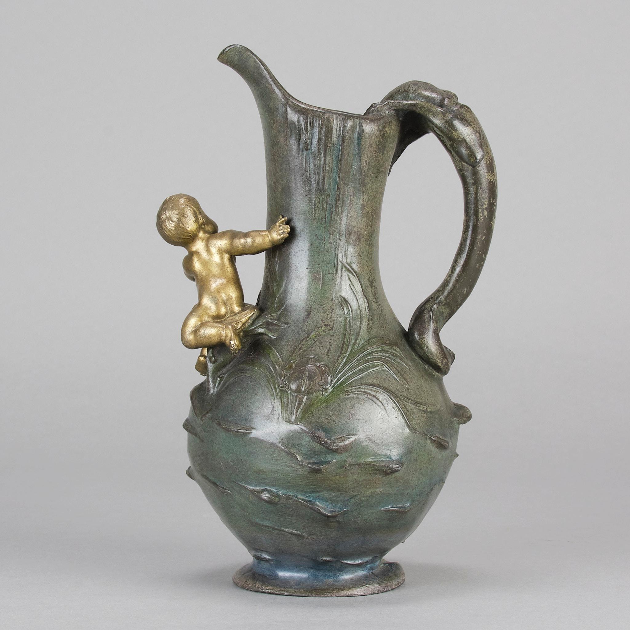 Jugendstil-Bronze „Putto-Krug“ aus dem frühen 20. Jahrhundert von Georges Van De Voorde im Zustand „Hervorragend“ im Angebot in London, GB