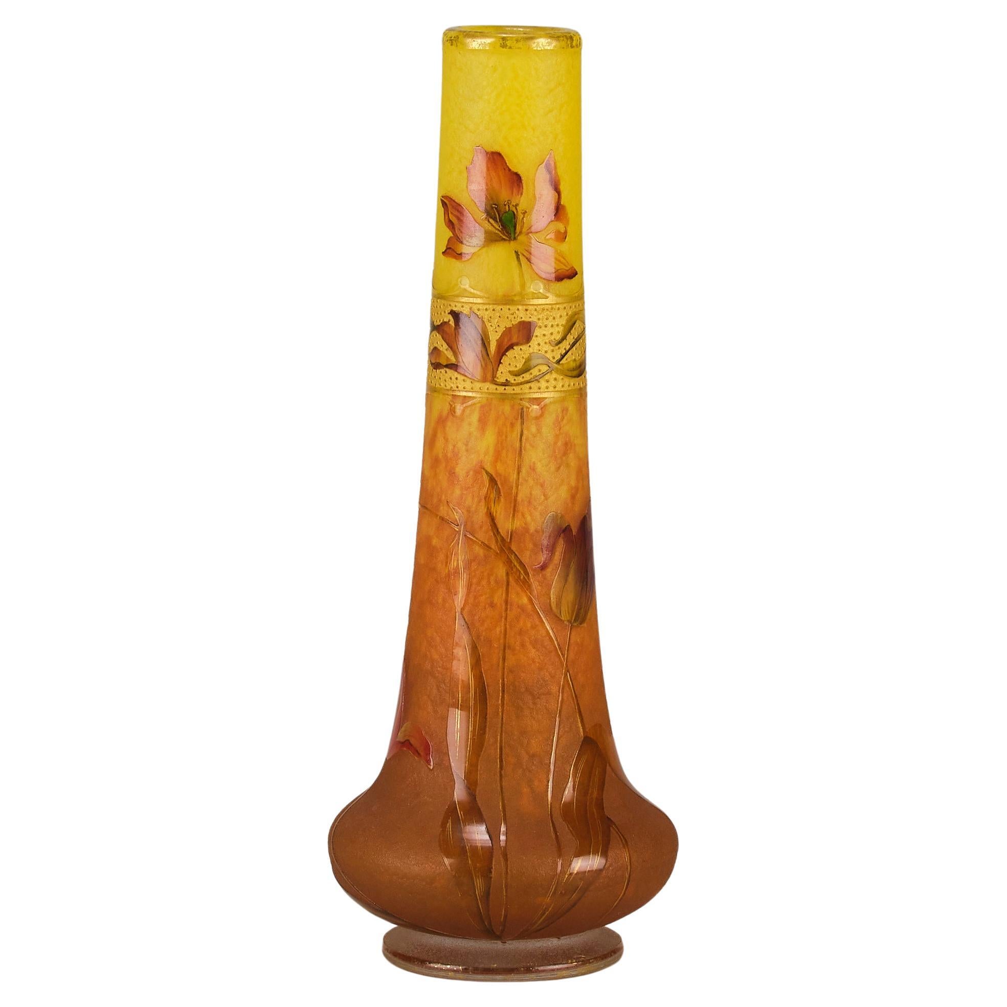 Vase "Poppy" en verre camée Art Nouveau du début du 20e siècle par Daum Frères