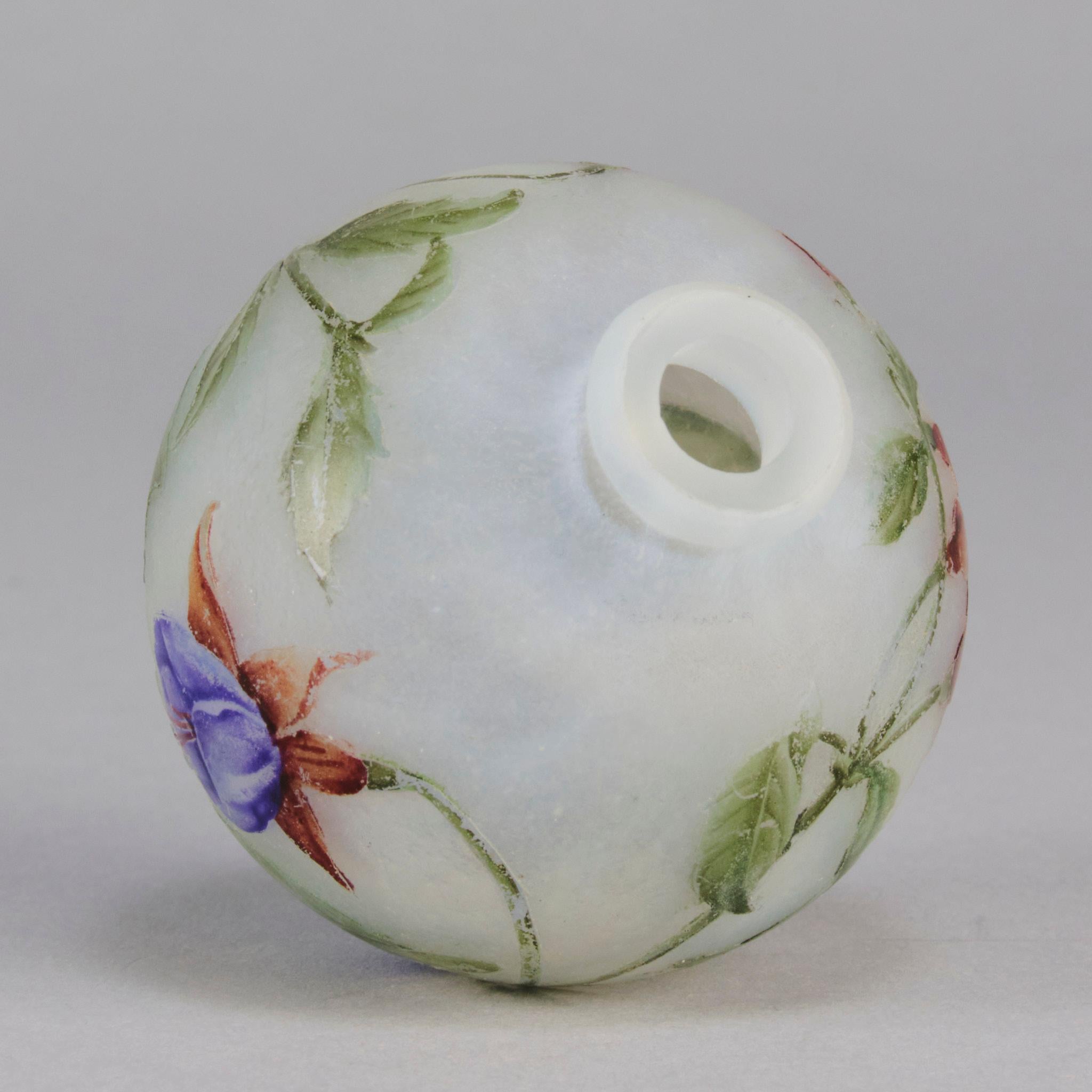 Vaso in vetro cammeo Art Nouveau del primo Novecento 