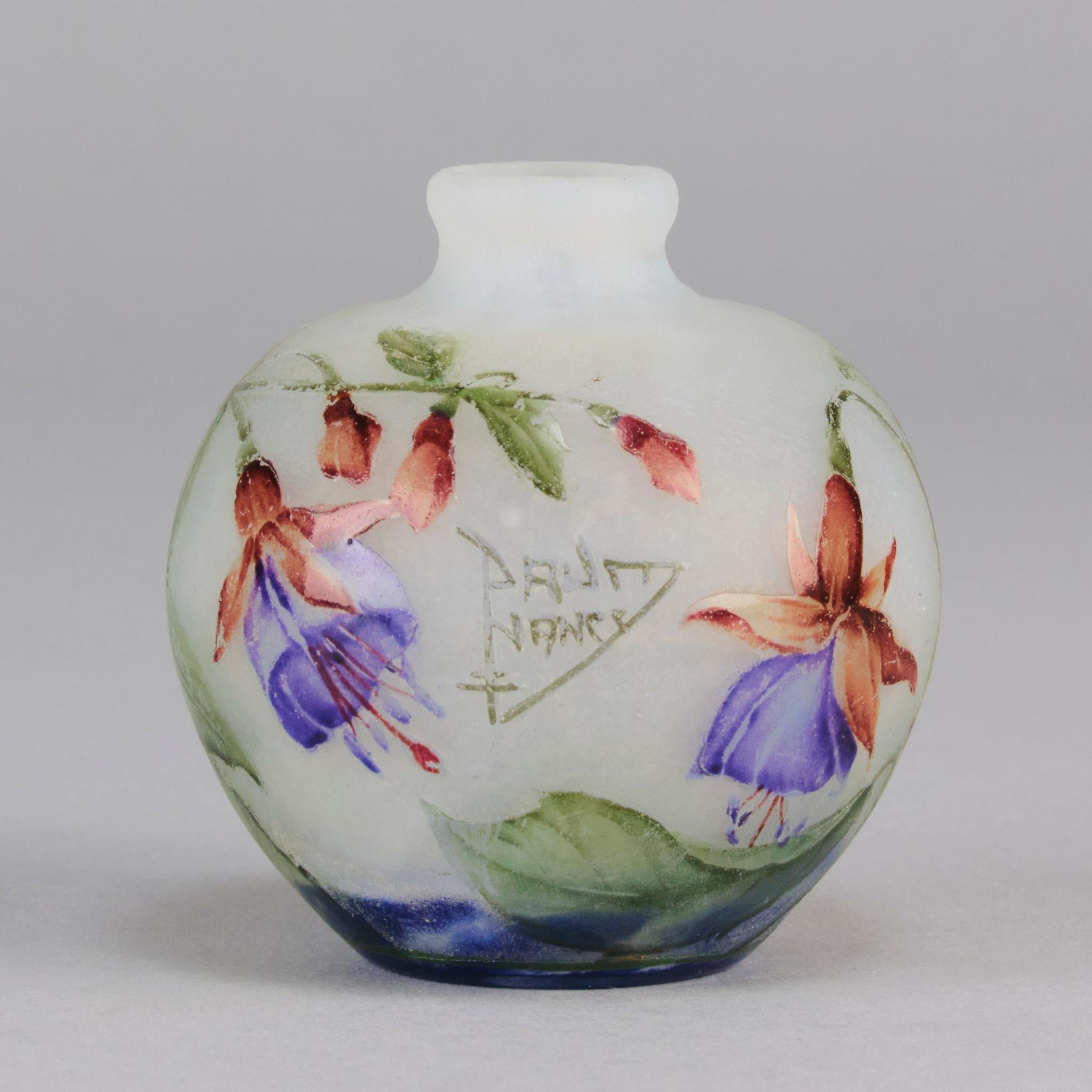Stampato Vaso in vetro cammeo Art Nouveau del primo Novecento 
