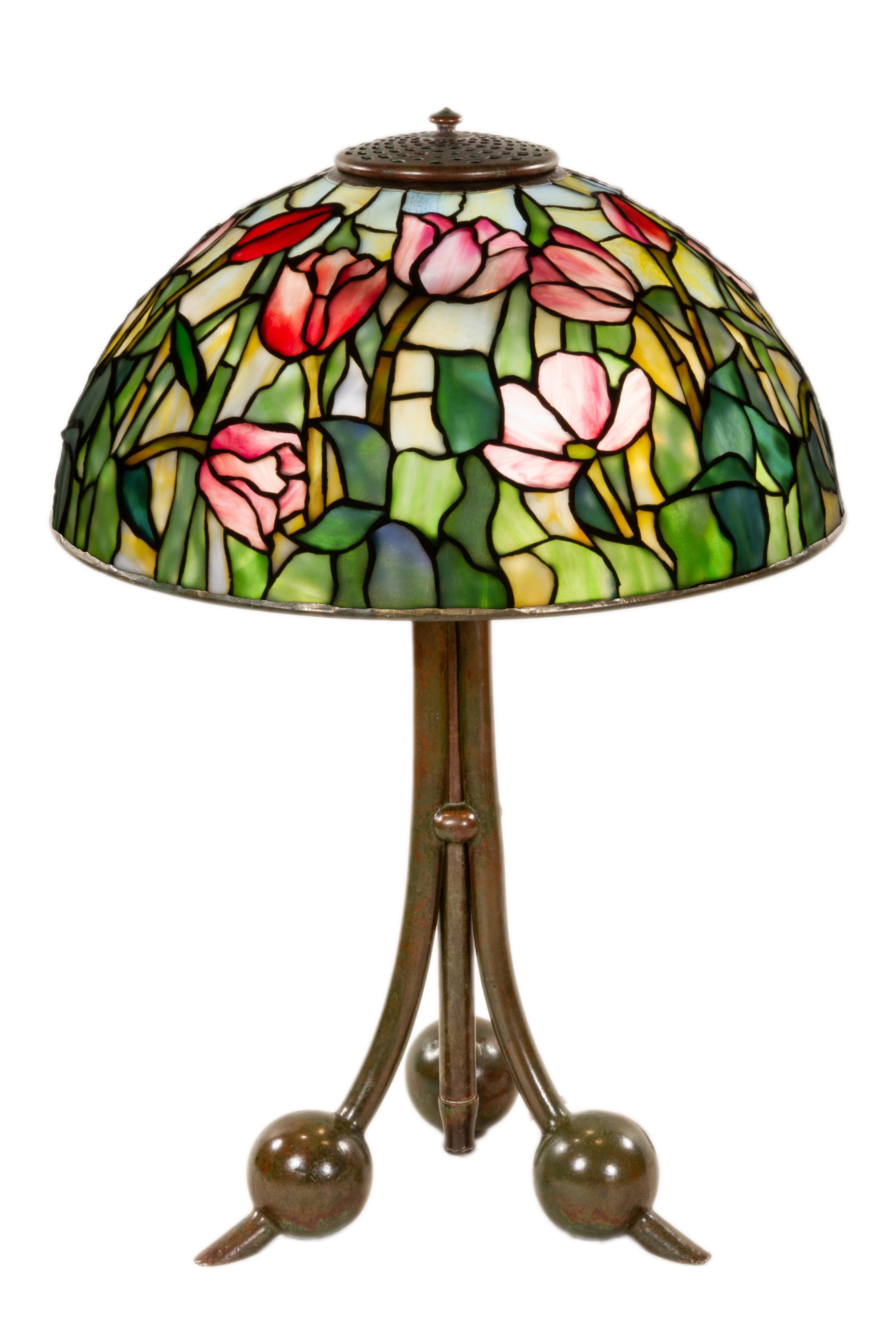 tiffany tulip lamp