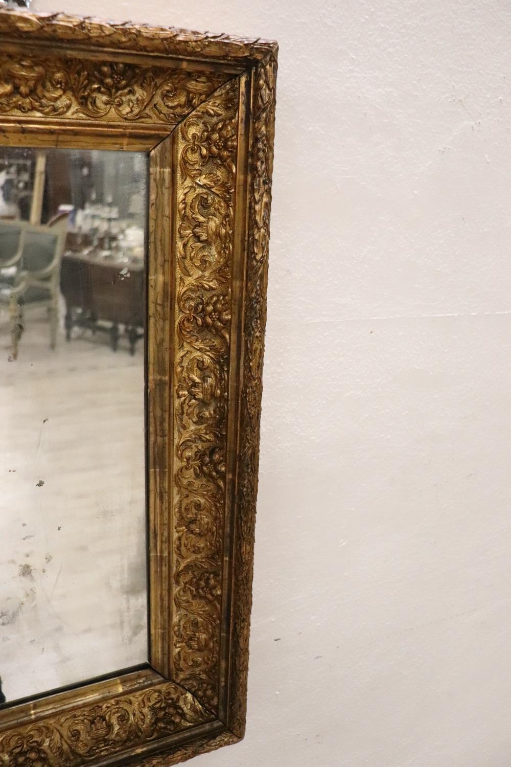 Early 20th Century Art Nouveau Gilded Wood Wall Mirror For Sale 5