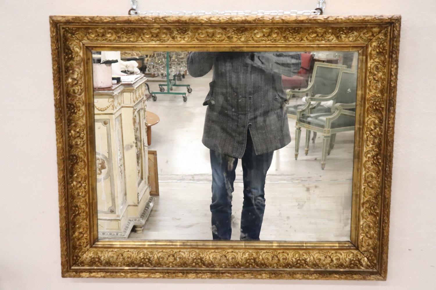 Early 20th Century Art Nouveau Gilded Wood Wall Mirror For Sale 1