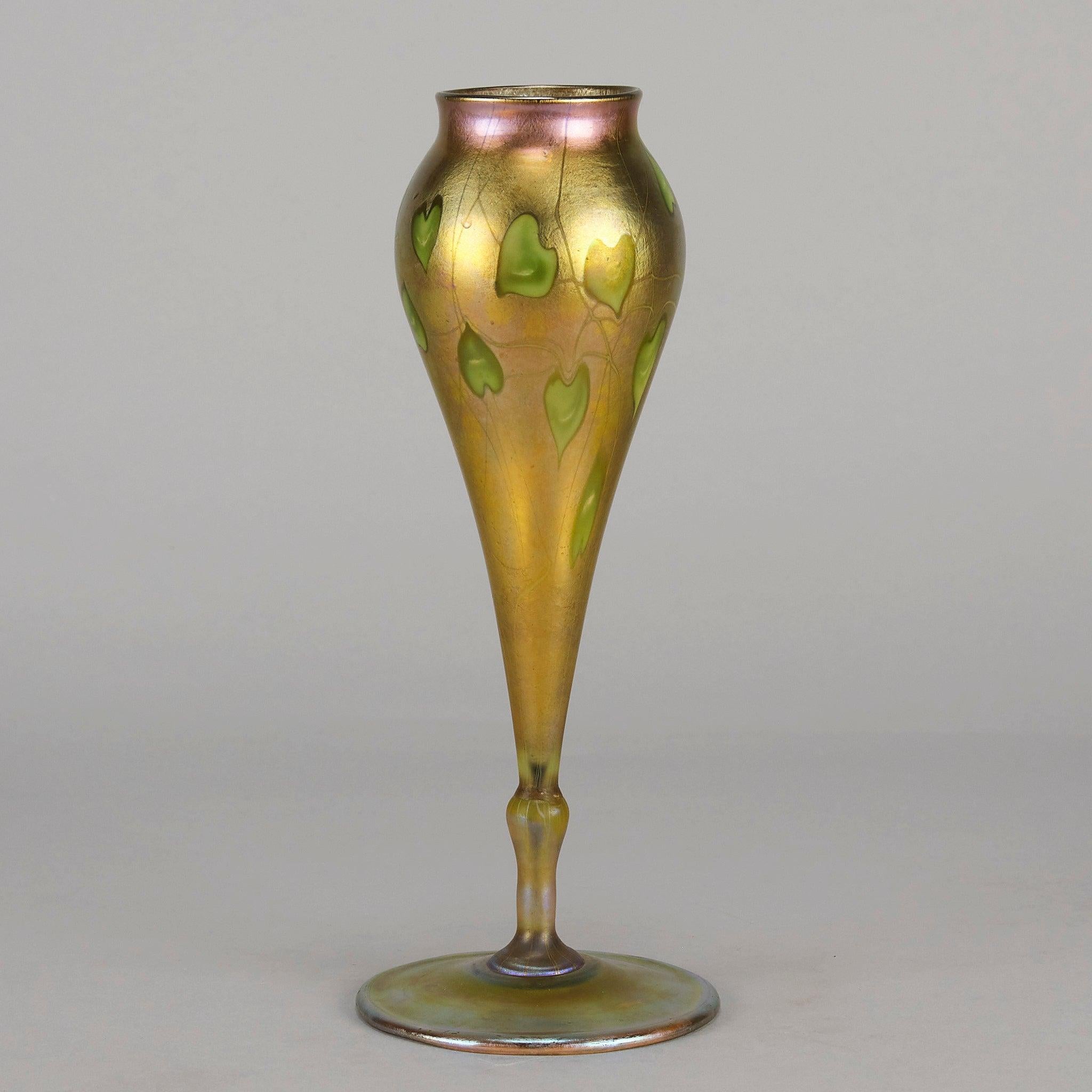 Vetro Vaso in vetro Art Nouveau dei primi del Novecento 