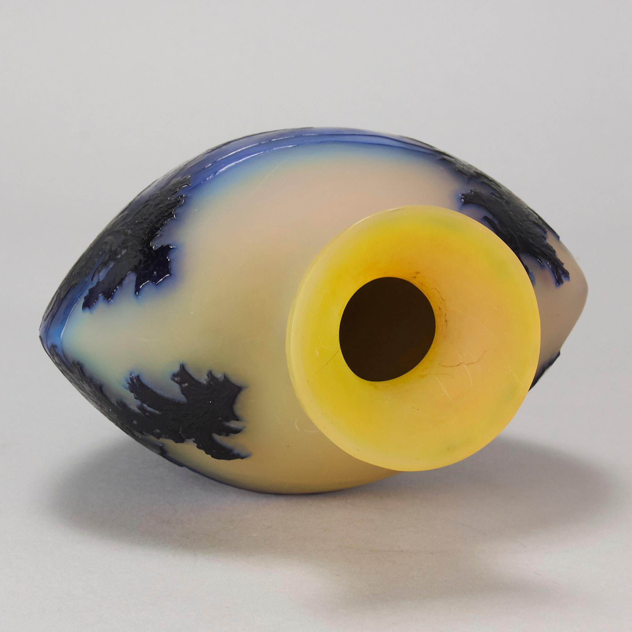 Vase en verre Art Nouveau du début du 20ème siècle intitulé 