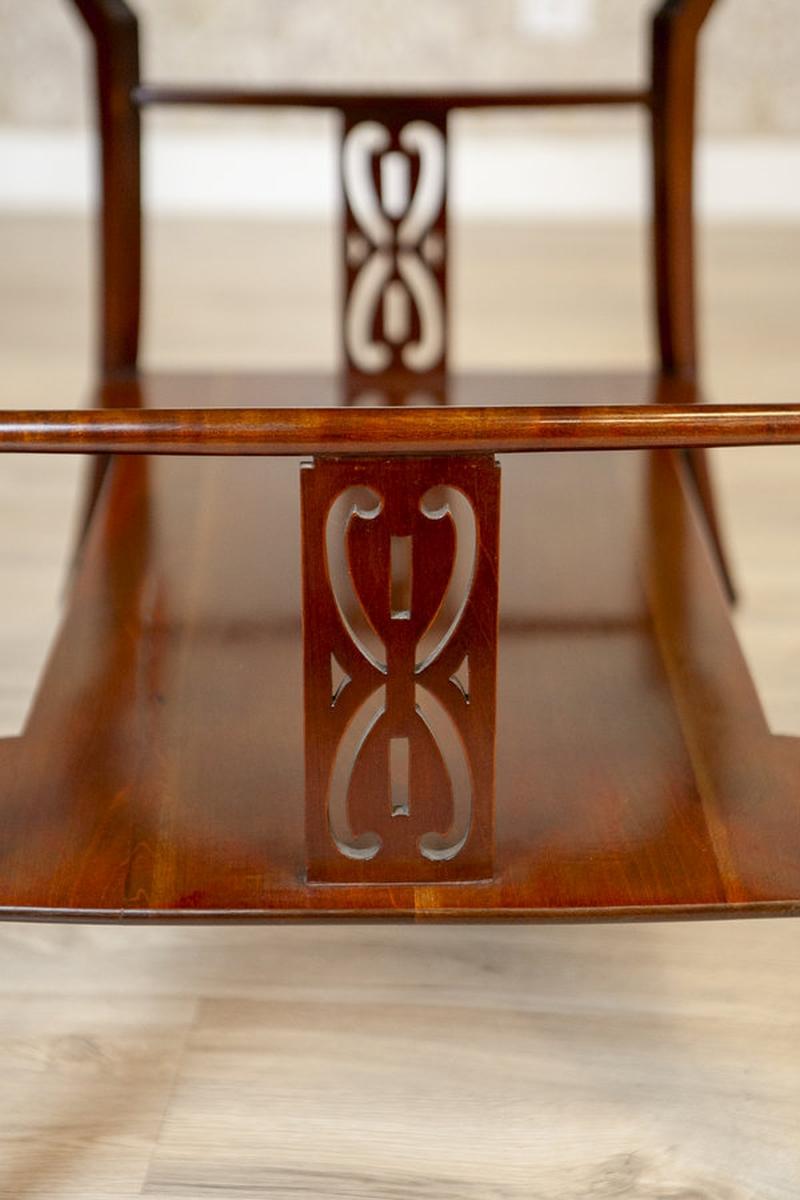 Mahogany Coffee Table in the Art Nouveau Style, Early 20th Century For Sale 5