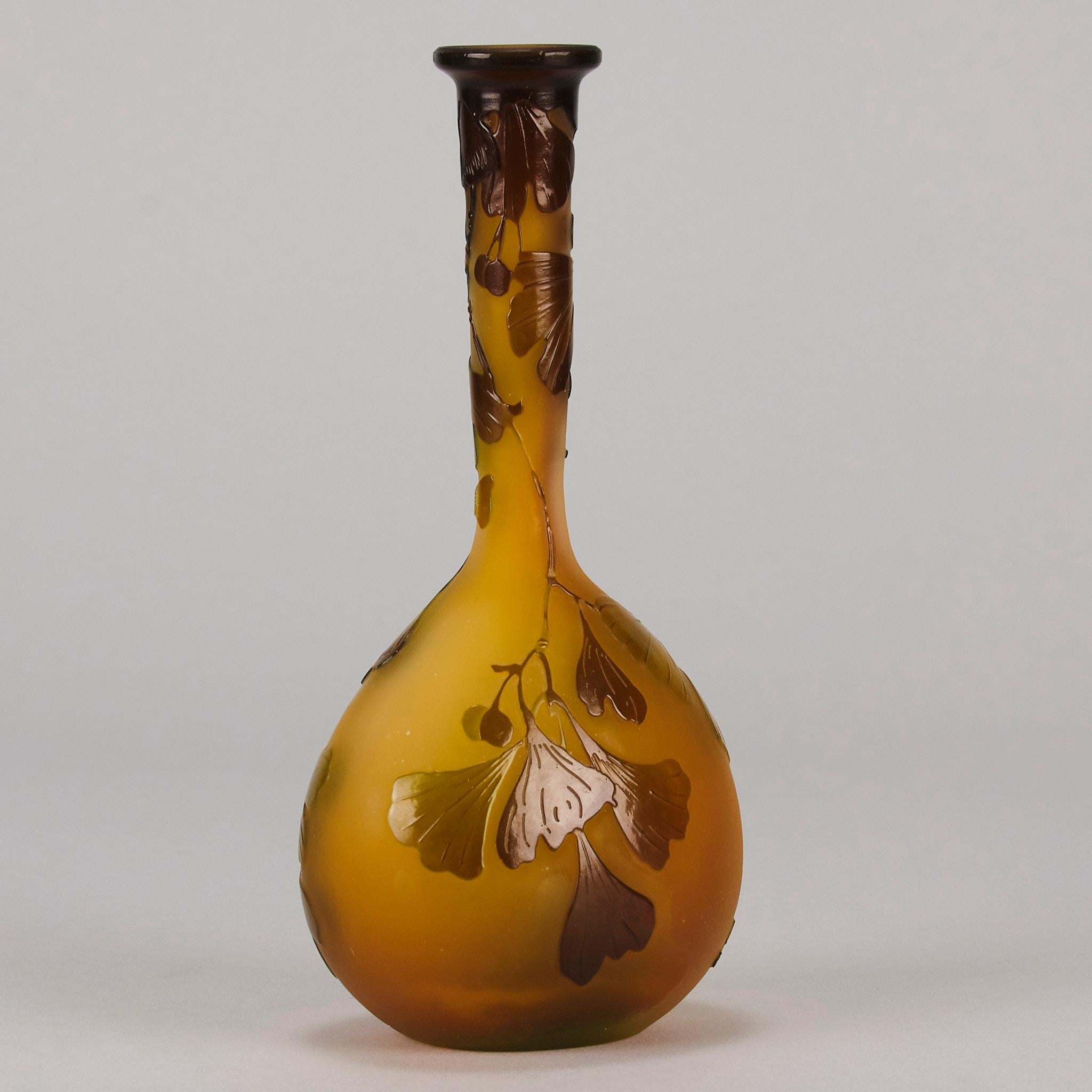 Verre Vase Art Nouveau du début du 20ème siècle intitulé 