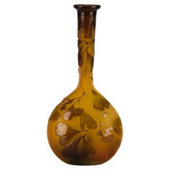 Vase Art Nouveau du début du 20ème siècle intitulé "Vase Banjo Floral" par Emile Galle