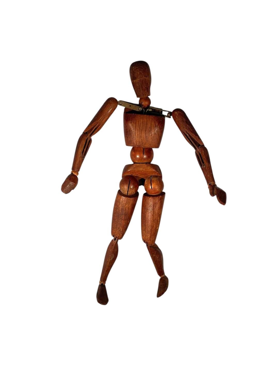 Mannequin d'artiste ou figure de pose en bois sculpté articulé du début du 20e siècle en vente 3