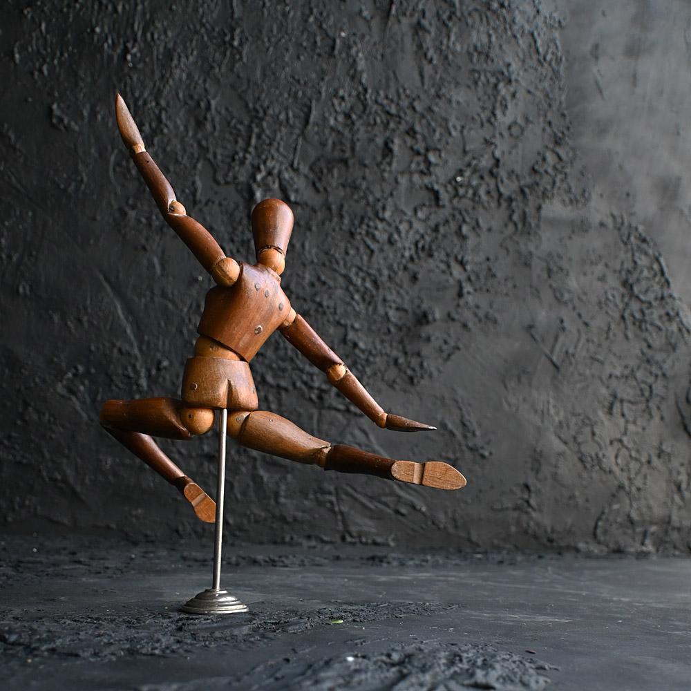 20ième siècle Artistes du début du 20e siècle Forme féminine Figure laïque