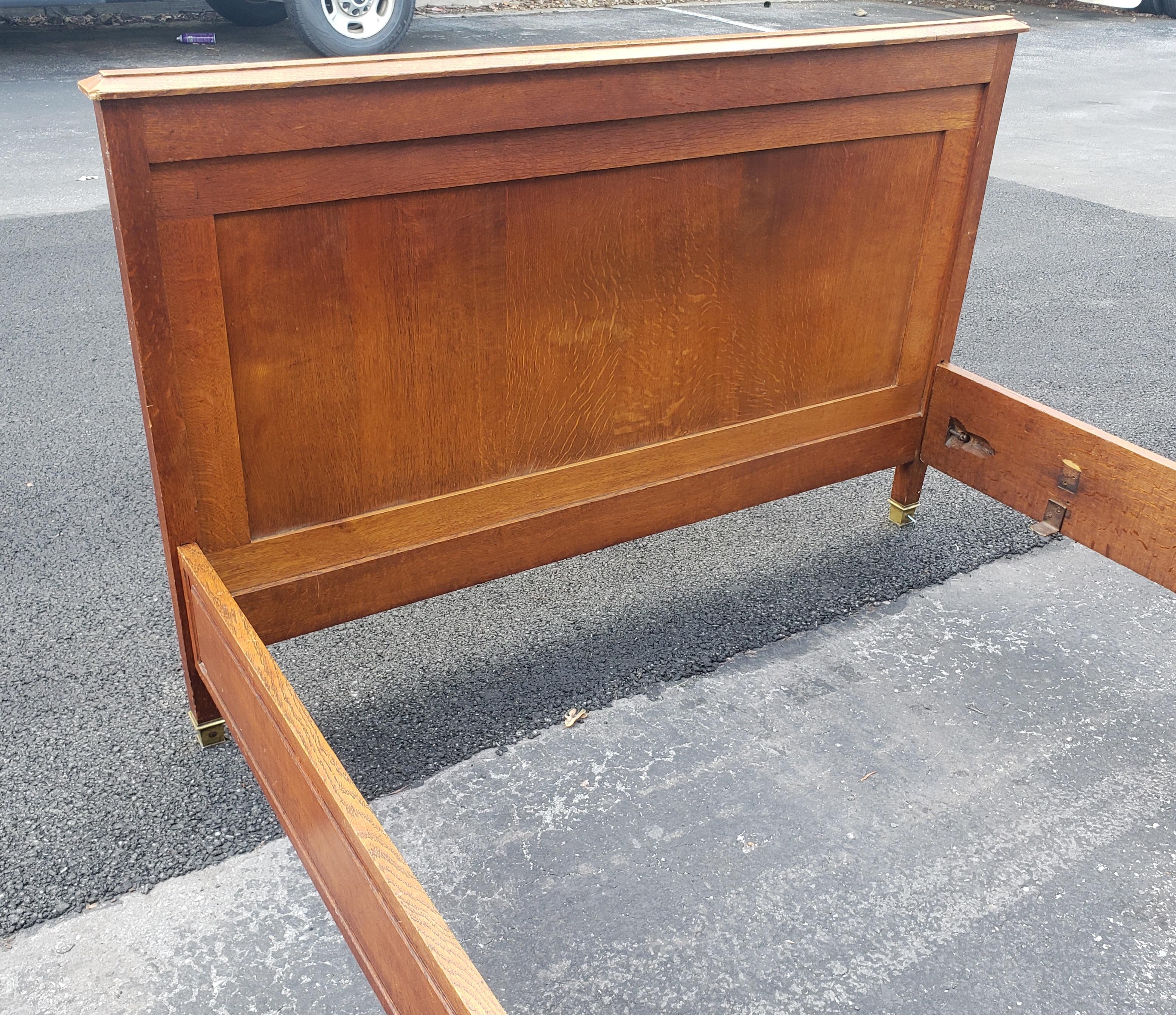 Early 20th Century Arts and Craft Marquetry Inlaid Quatersawn Oak Double Bed For Sale 2