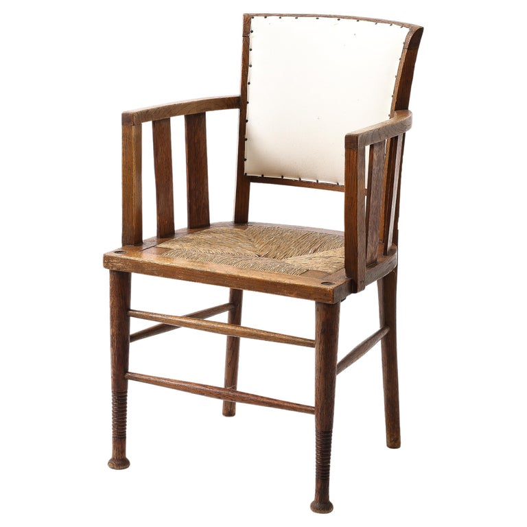 Early 20th Century Arts and Crafts Armchair, England 1920's For