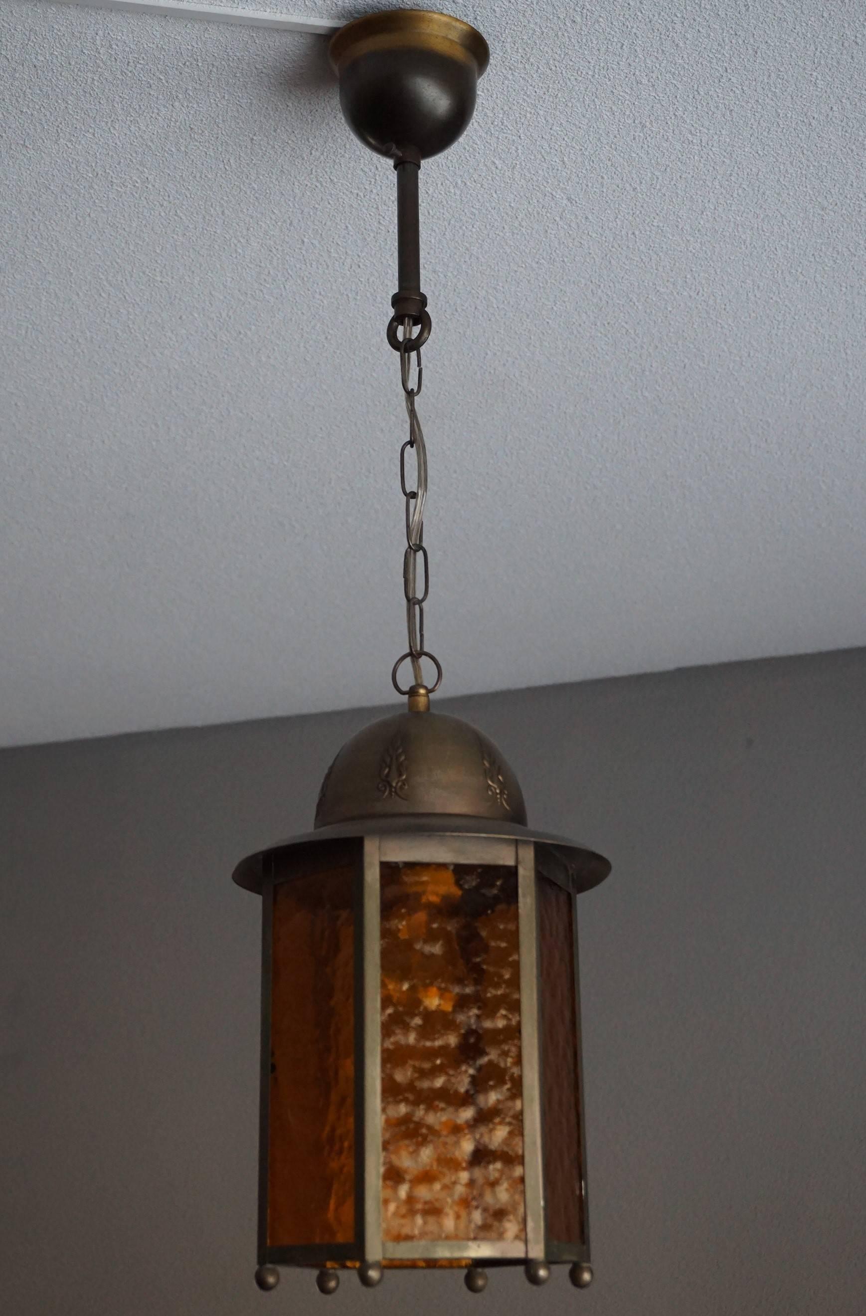 Dutch Early 20th Century Arts & Crafts Brass and Amber Glass Lantern Like Pendant For Sale