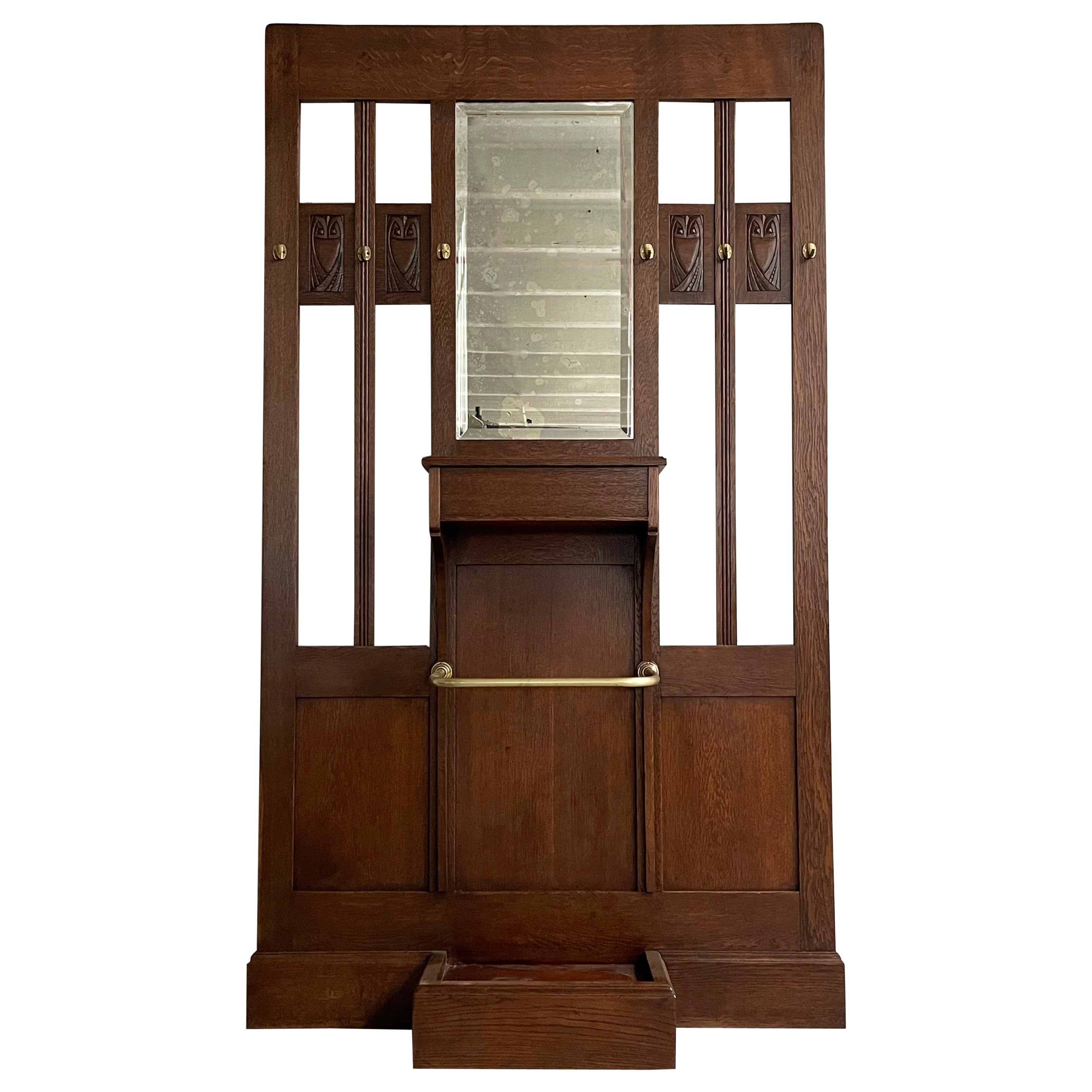 Early 20th Century, Arts and Crafts Oak Entryway Hall Tree