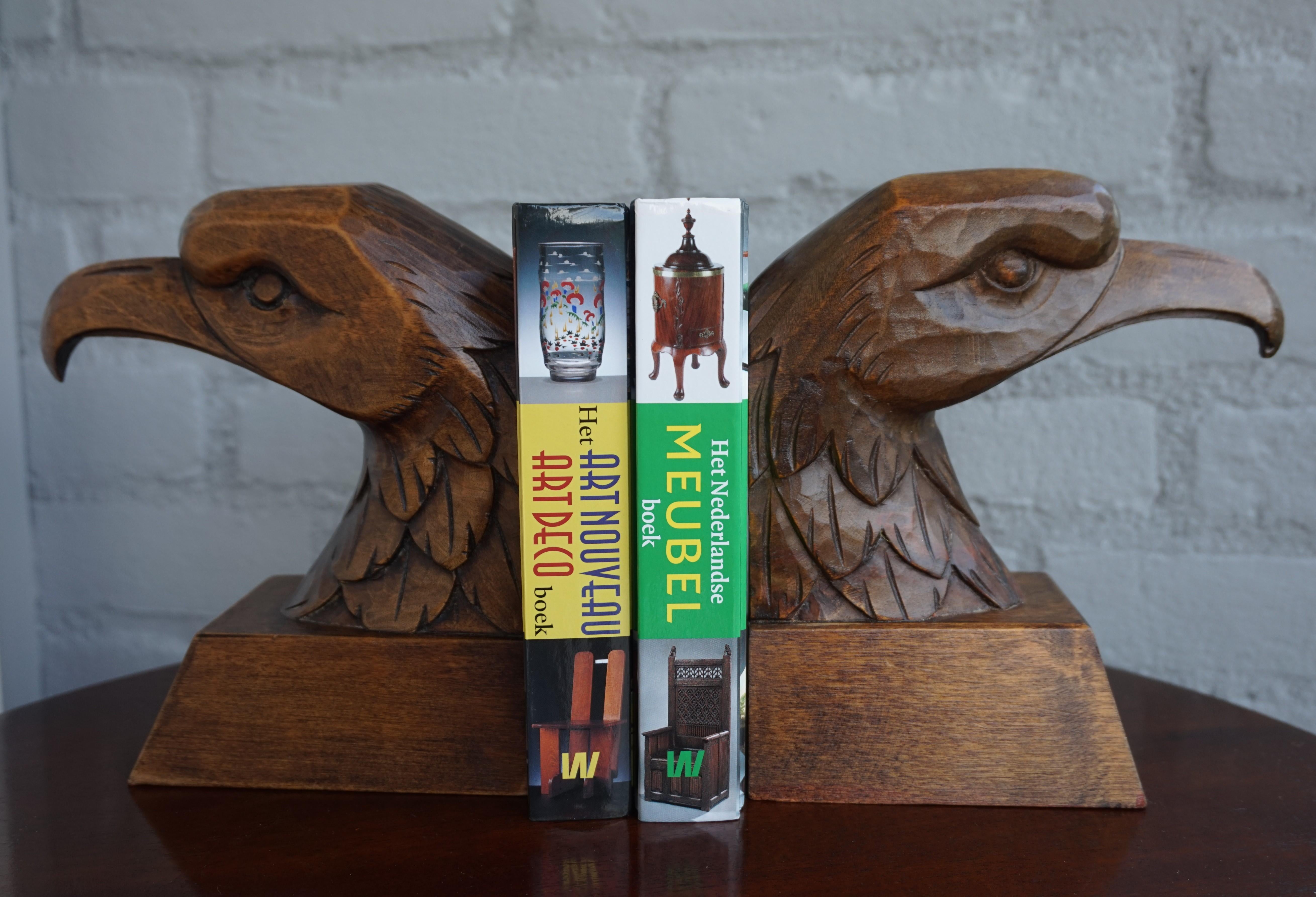 All handcrafted solid wooden eagle bust bookends.

If eagles have a special meaning to you or to one of your loved ones then this unique pair could be the perfect gift. These hand carved American or bald eagles are great decoration for a desk or a