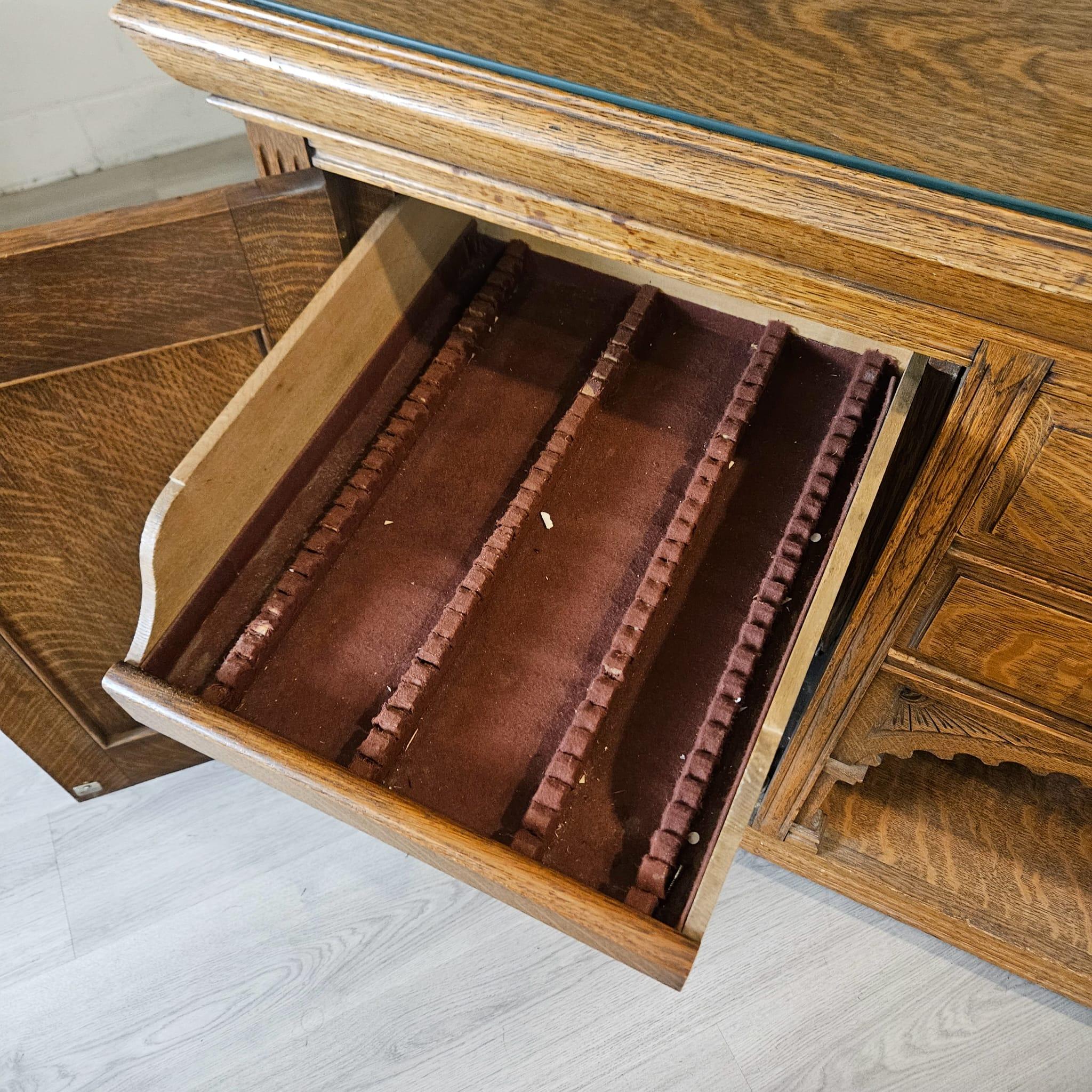 Early 20th Century Arts and Crafts Solid Oak Sideboard In Fair Condition For Sale In Toronto, CA