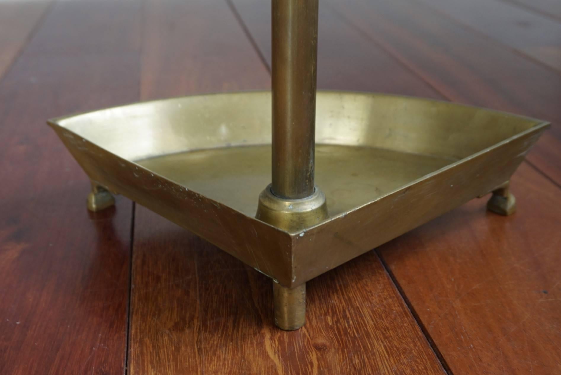 Early 20th Century Arts & Crafts Striking and Heavy Brass Corner Umbrella Stand For Sale 2