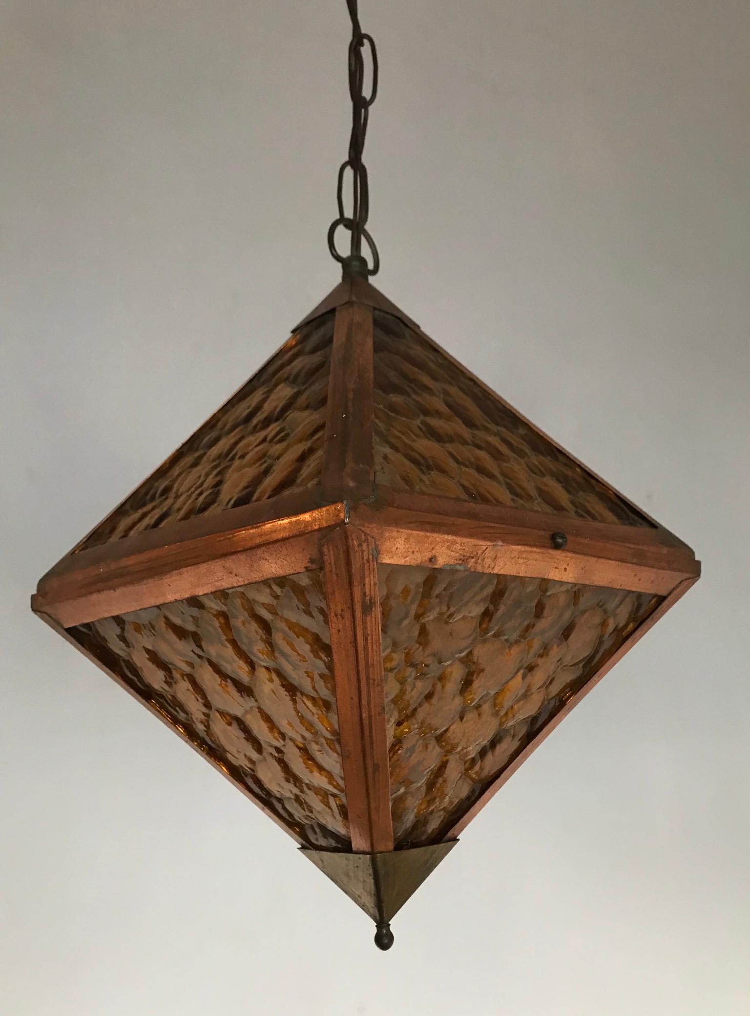 Early 20th Century Arts & Crafts Copper and Glass Cube Shape Pendant Light Lamp 11