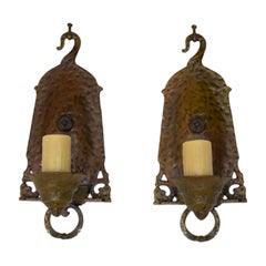 Coppia di lampade da sole in metallo martellato dei primi del Novecento