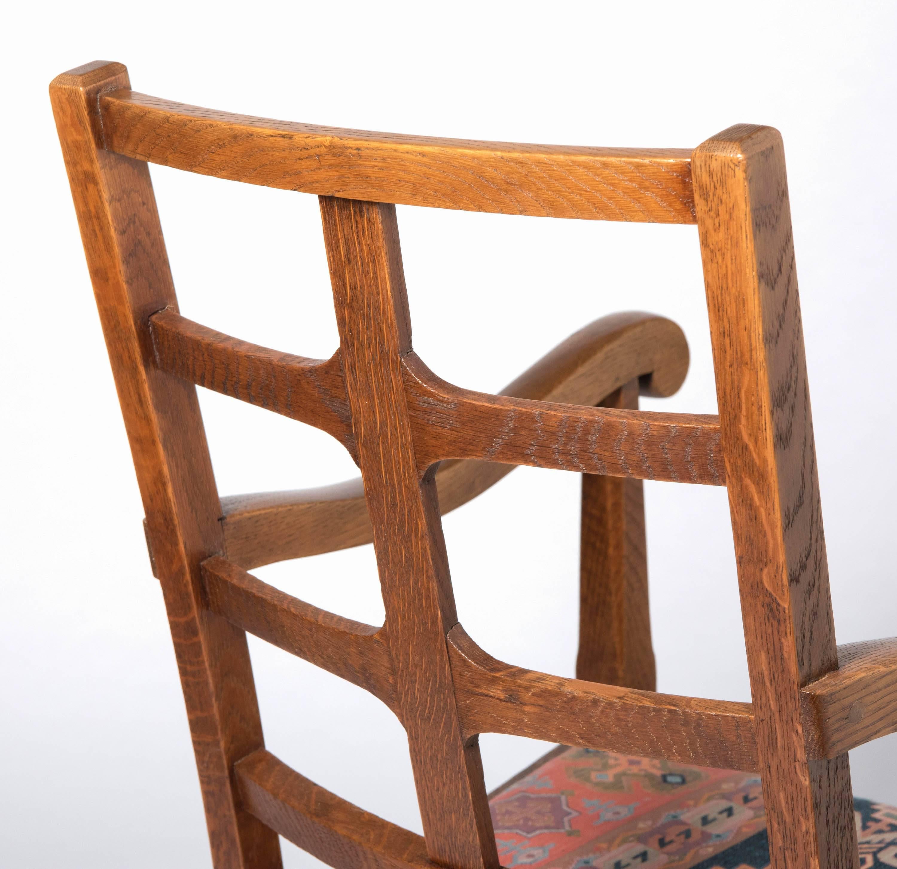 Early 20th Century Arts & Crafts Oak Framed Elbow Chair In Good Condition In Macclesfield, Cheshire