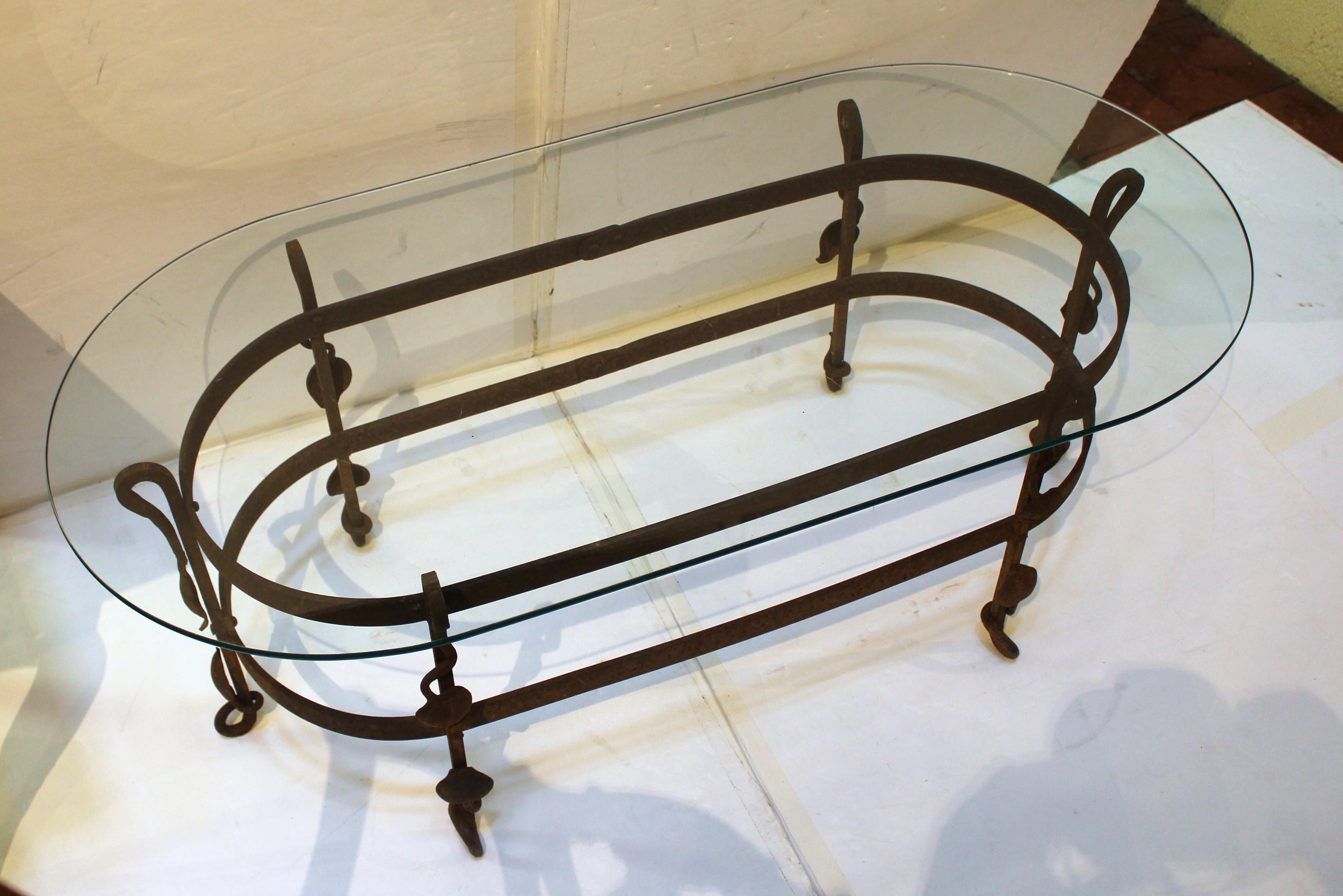 Arts and Crafts Early 20th Century Arts & Crafts Oval Coffee Table
