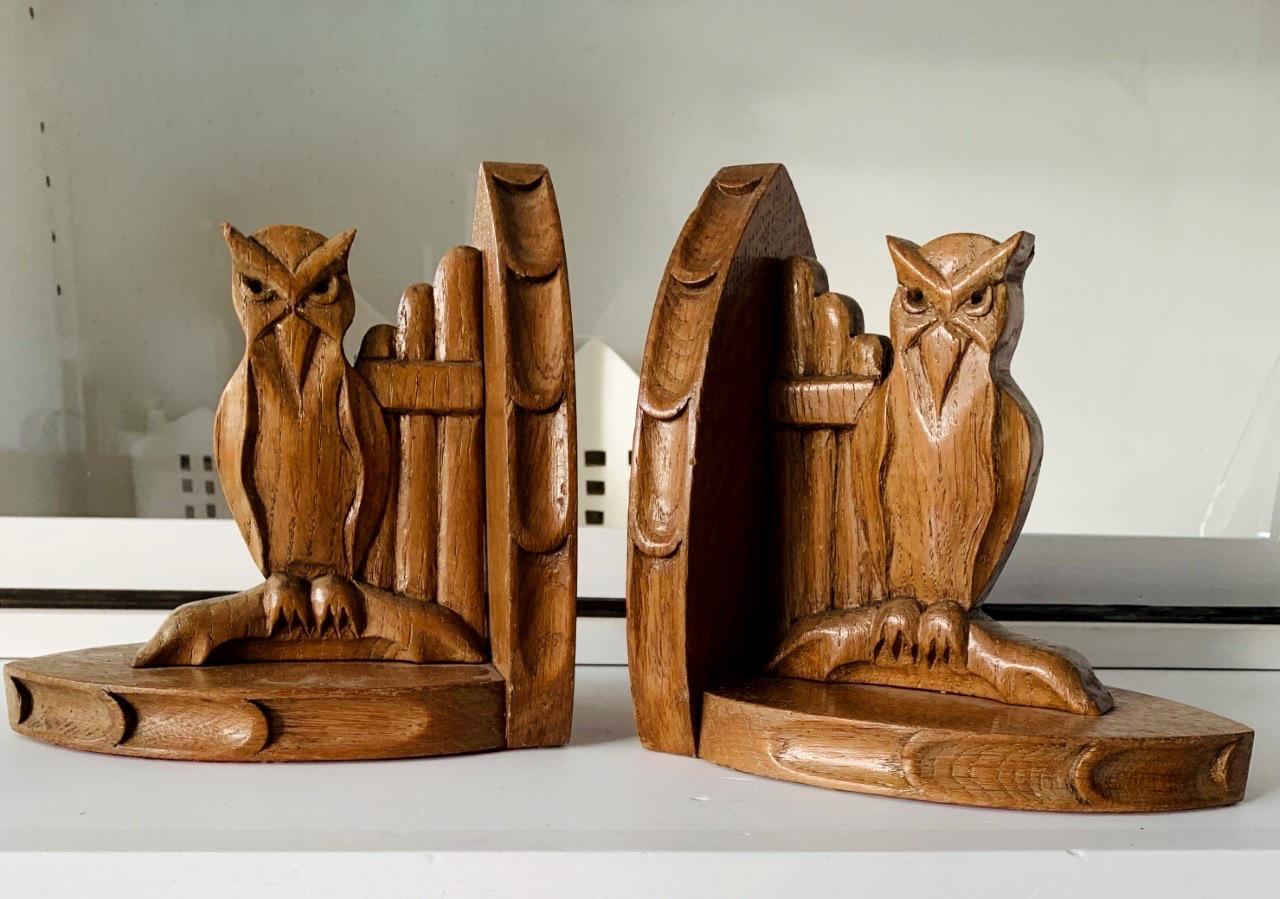 Early 20th Century Arts & Crafts Period Gothic Revival Owl Bookends / Stand 6
