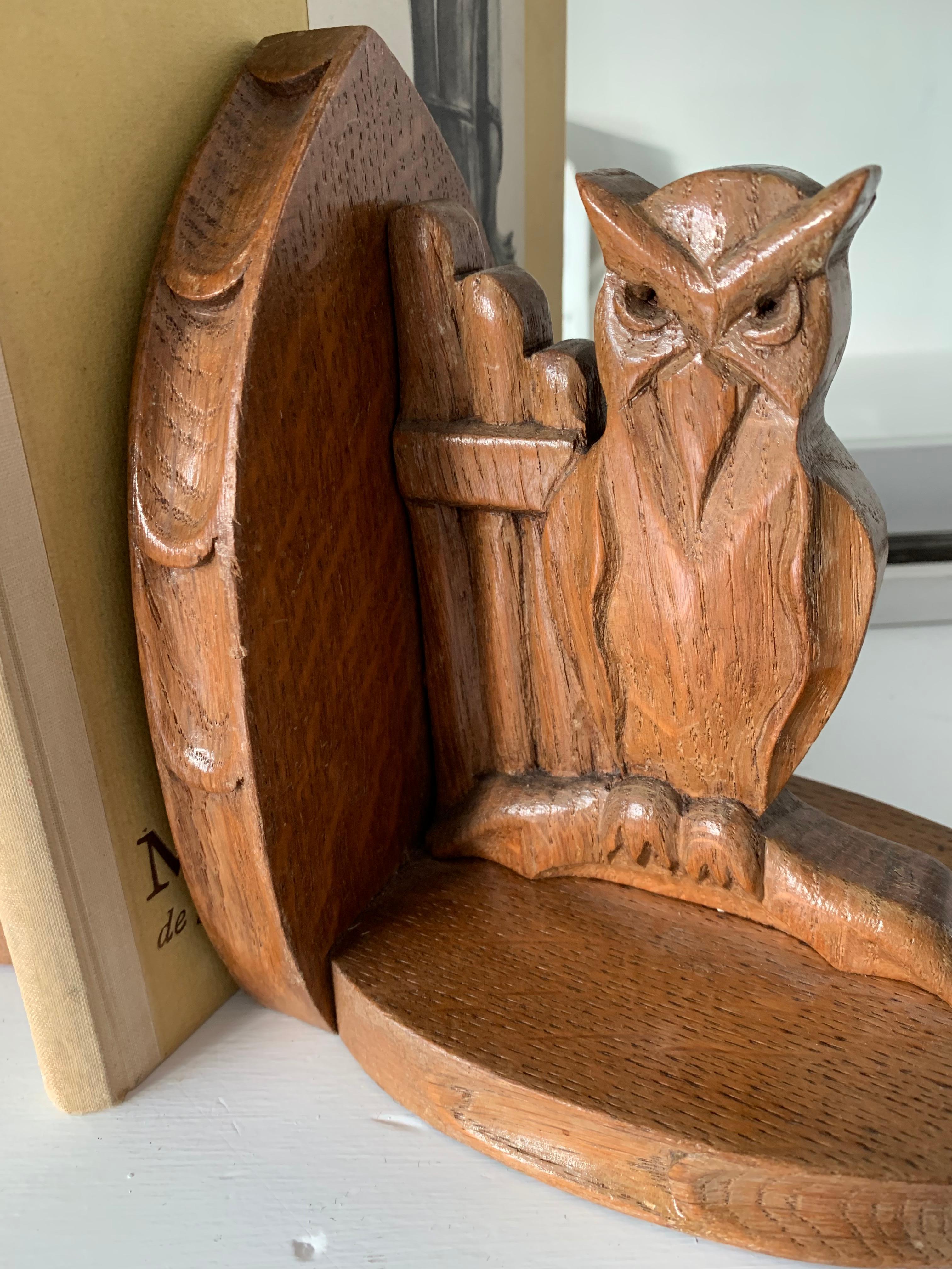 Early 20th Century Arts & Crafts Period Gothic Revival Owl Bookends / Stand 1