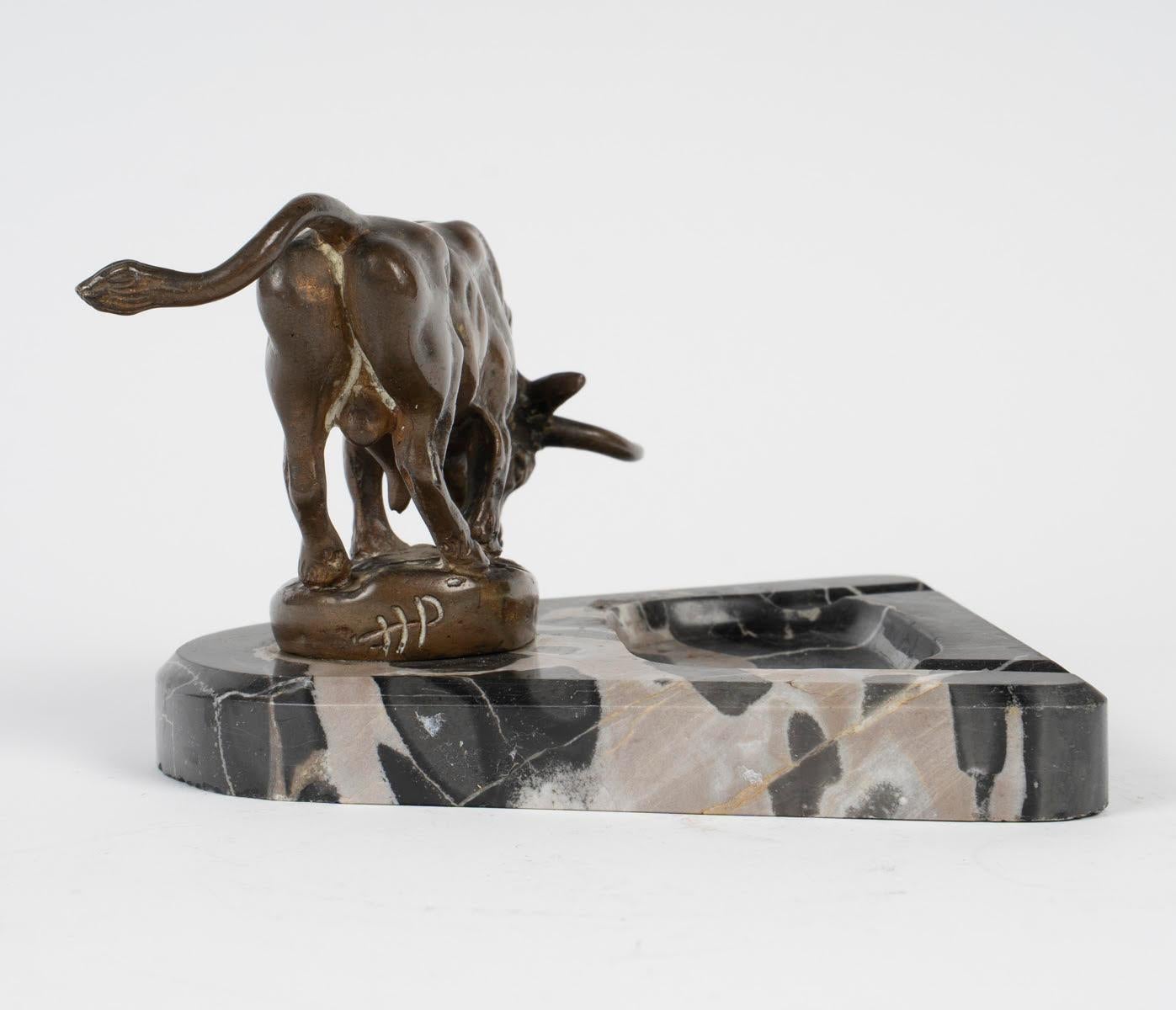 French Early 20th Century Ashtray in Patinated Bronze and Marble. For Sale