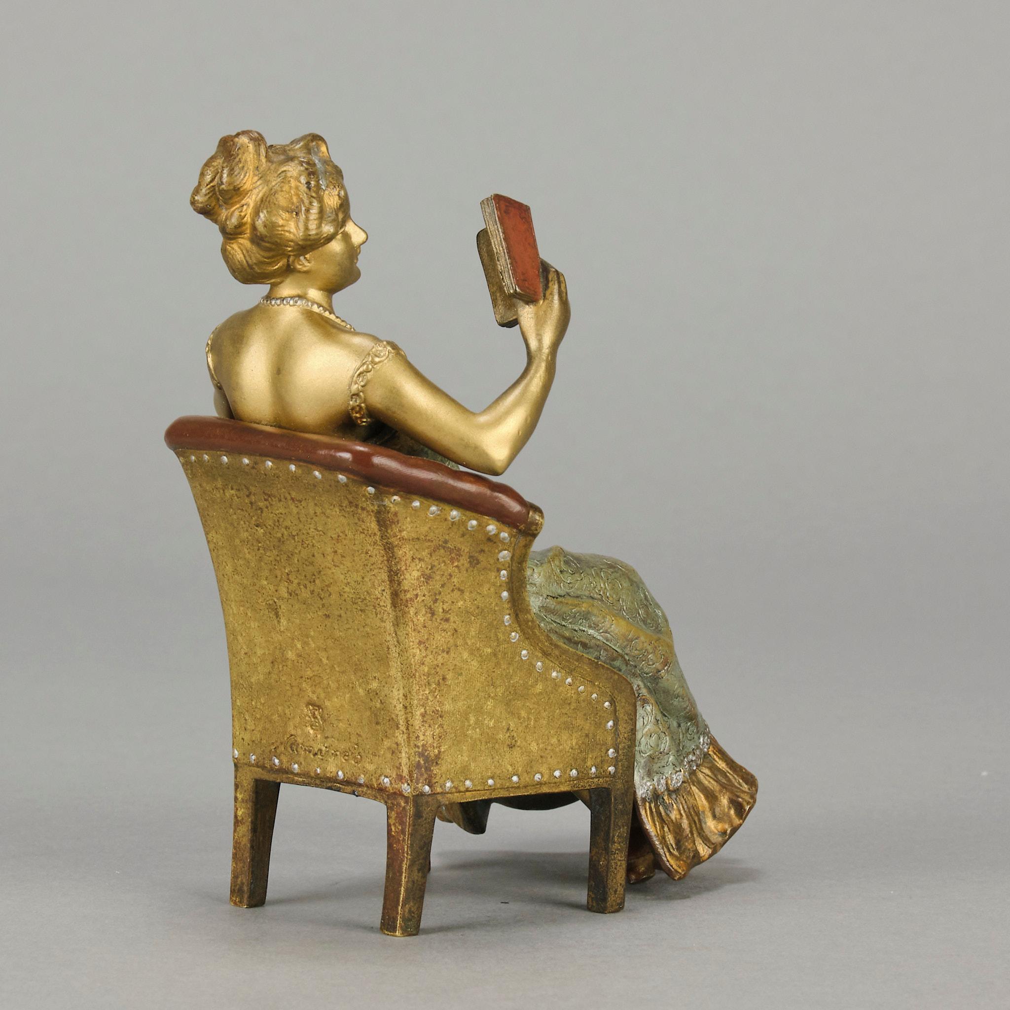 Österreichische Bronze des frühen 20. Jahrhunderts mit dem Titel „Lady Reading“ von Franz Bergman im Angebot 2