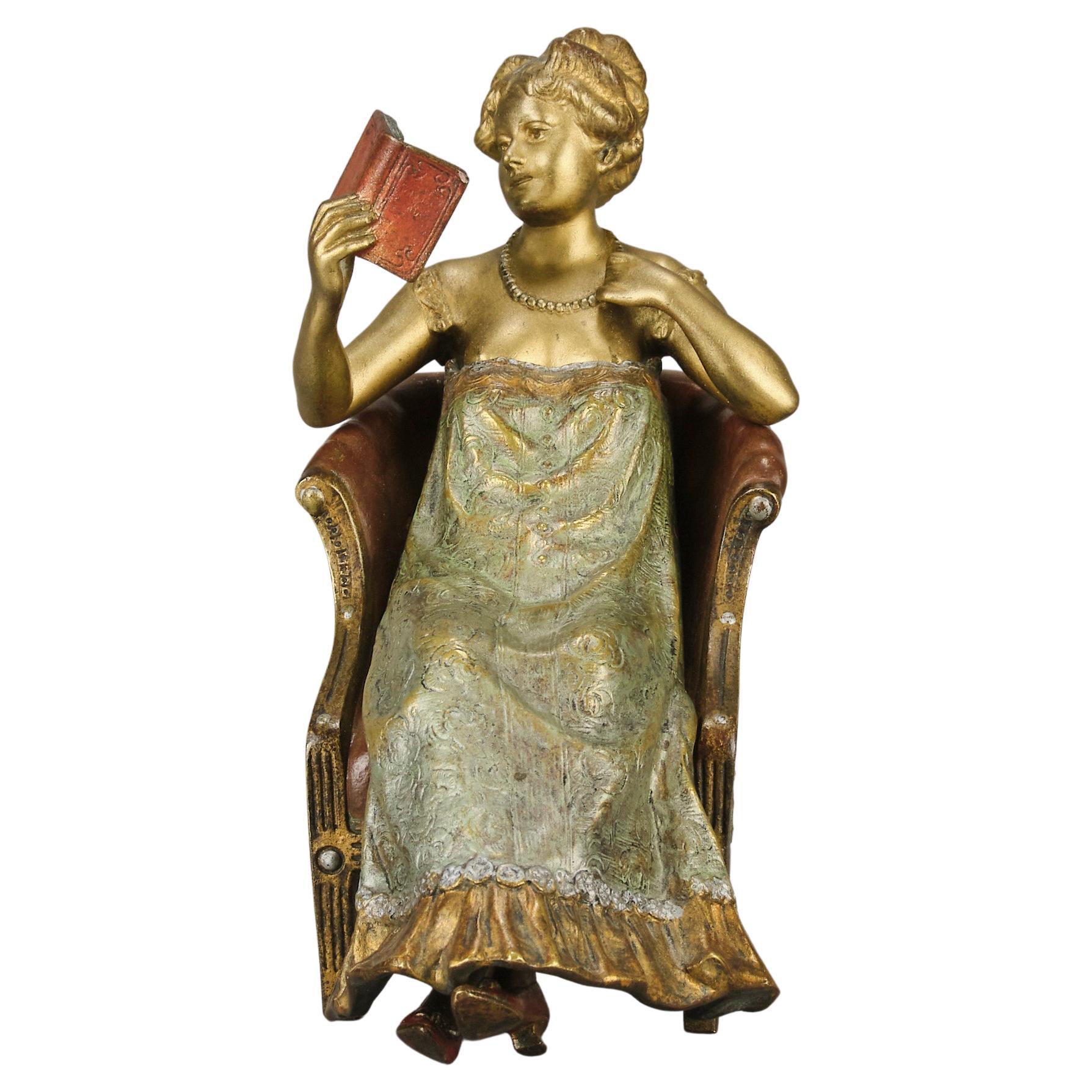Bronze autrichien du début du 20e siècle intitulé "Dame lisant" par Franz Bergman