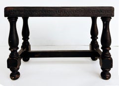 Banc en bois et cuir tolélé aztèque du début du 20e siècle, design en forme de clé grecque